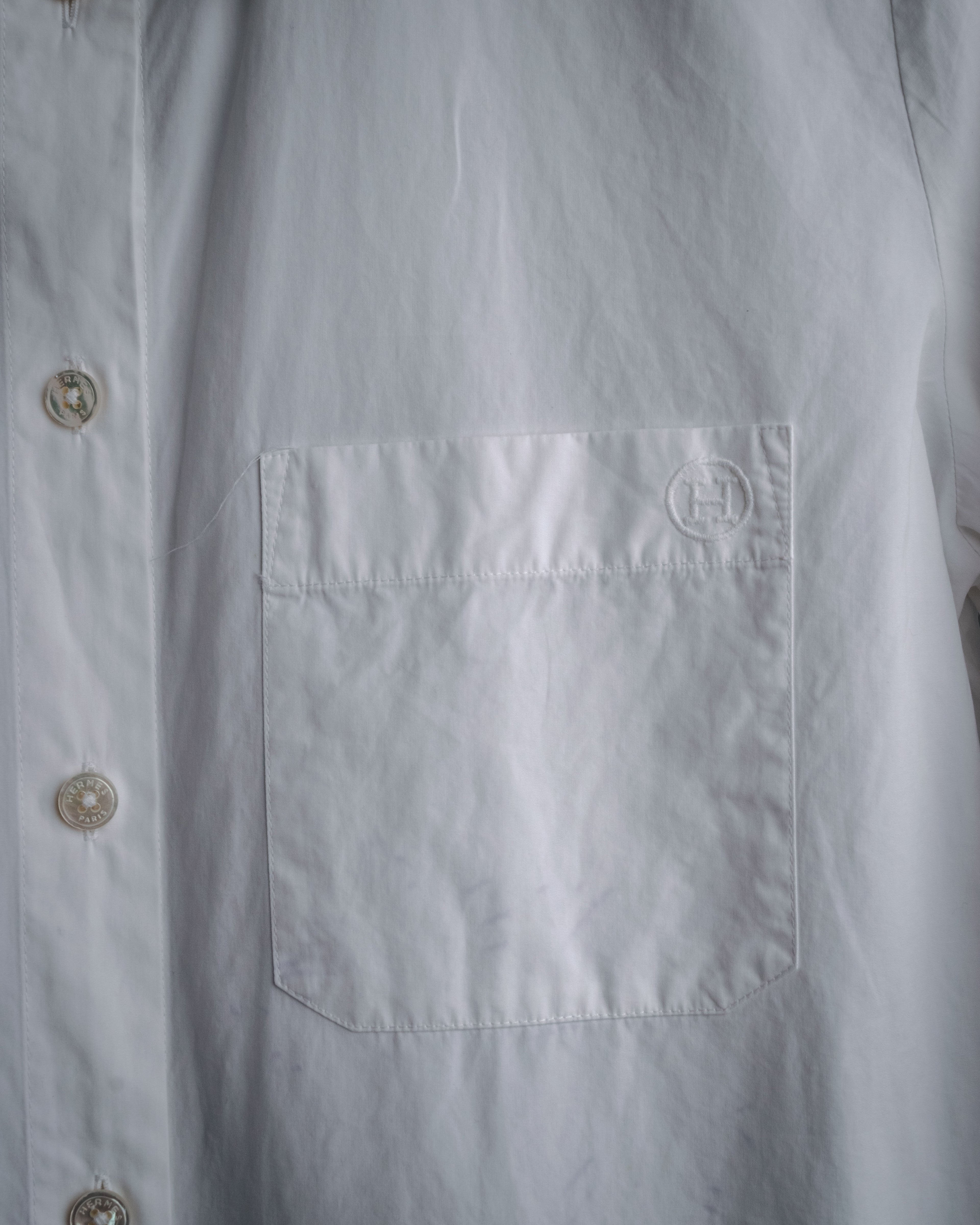 “HERMÈS” 00’s-10’s Signature embroidered cotton shirt