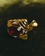 "NINA RICCI" 80's-90's Bold gold tone red stone clip on earrings