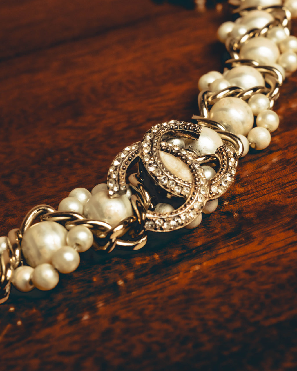-SPECIAL- "CHANEL" Pearl embellished cc bracelet