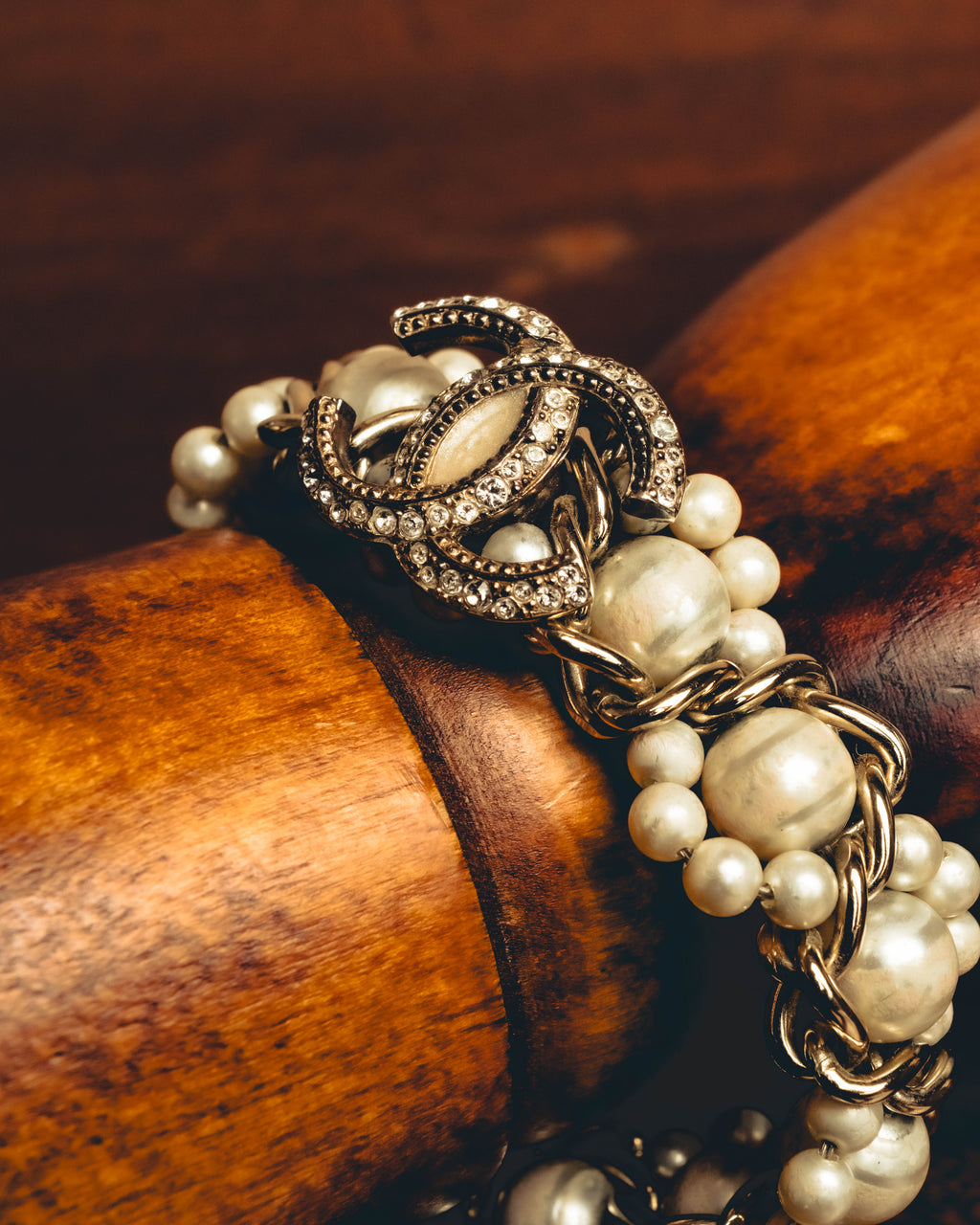 -SPECIAL- "CHANEL" Pearl embellished cc bracelet