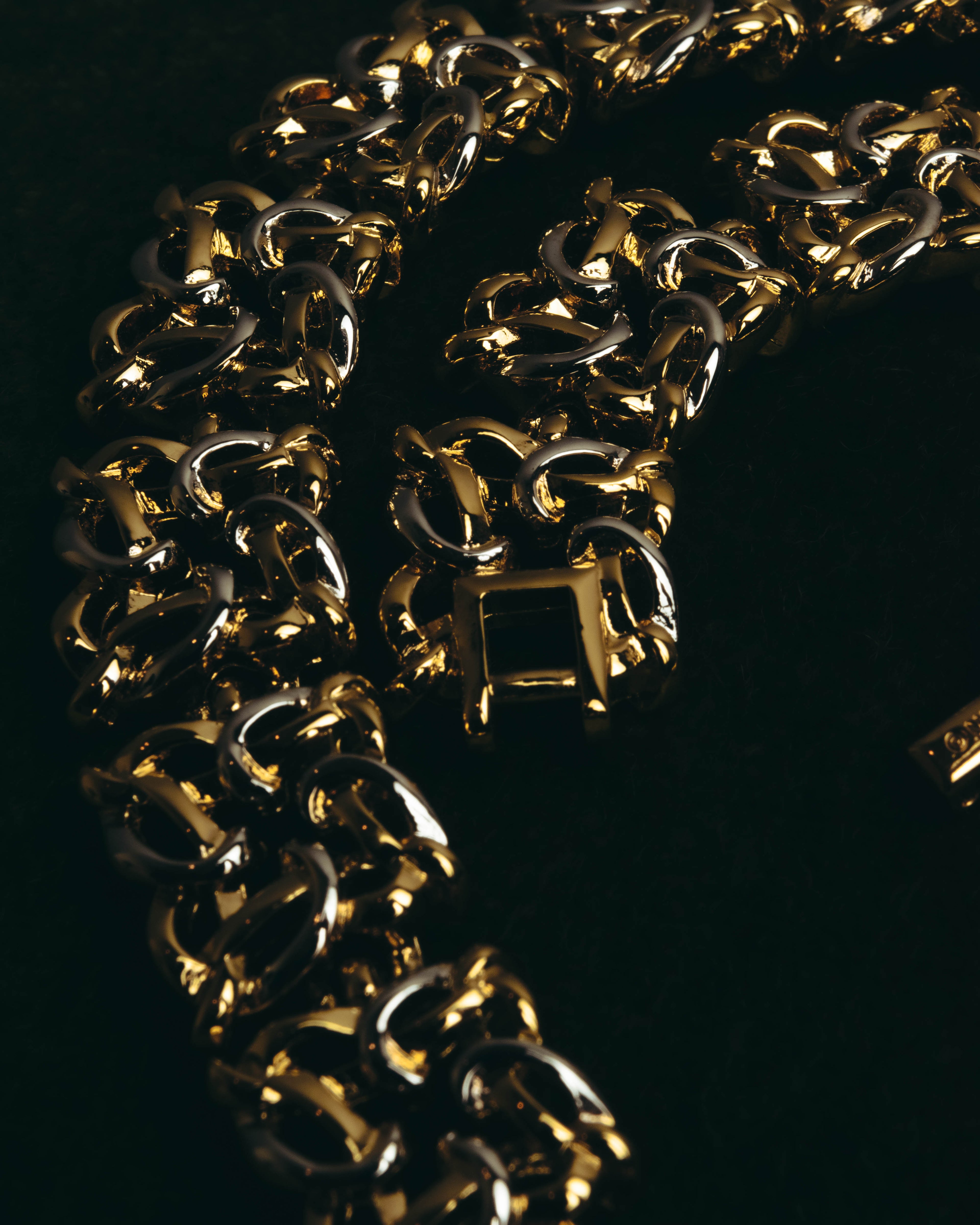 "NINA RICCI" 80's-00's Chunky two tone chain necklace
