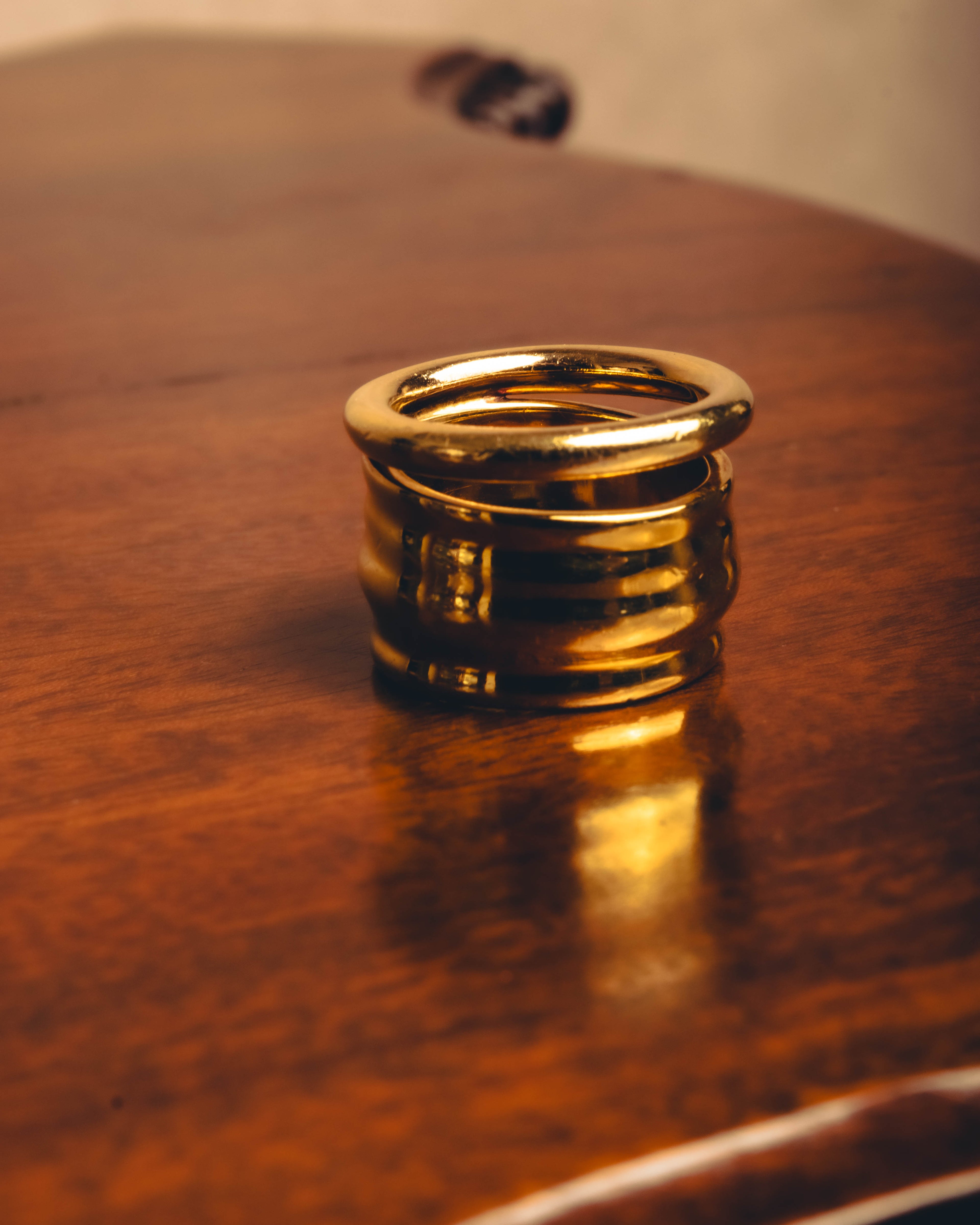 -SPECIAL- "LOEWE" 10's Sculptural gold tone ribbed ring