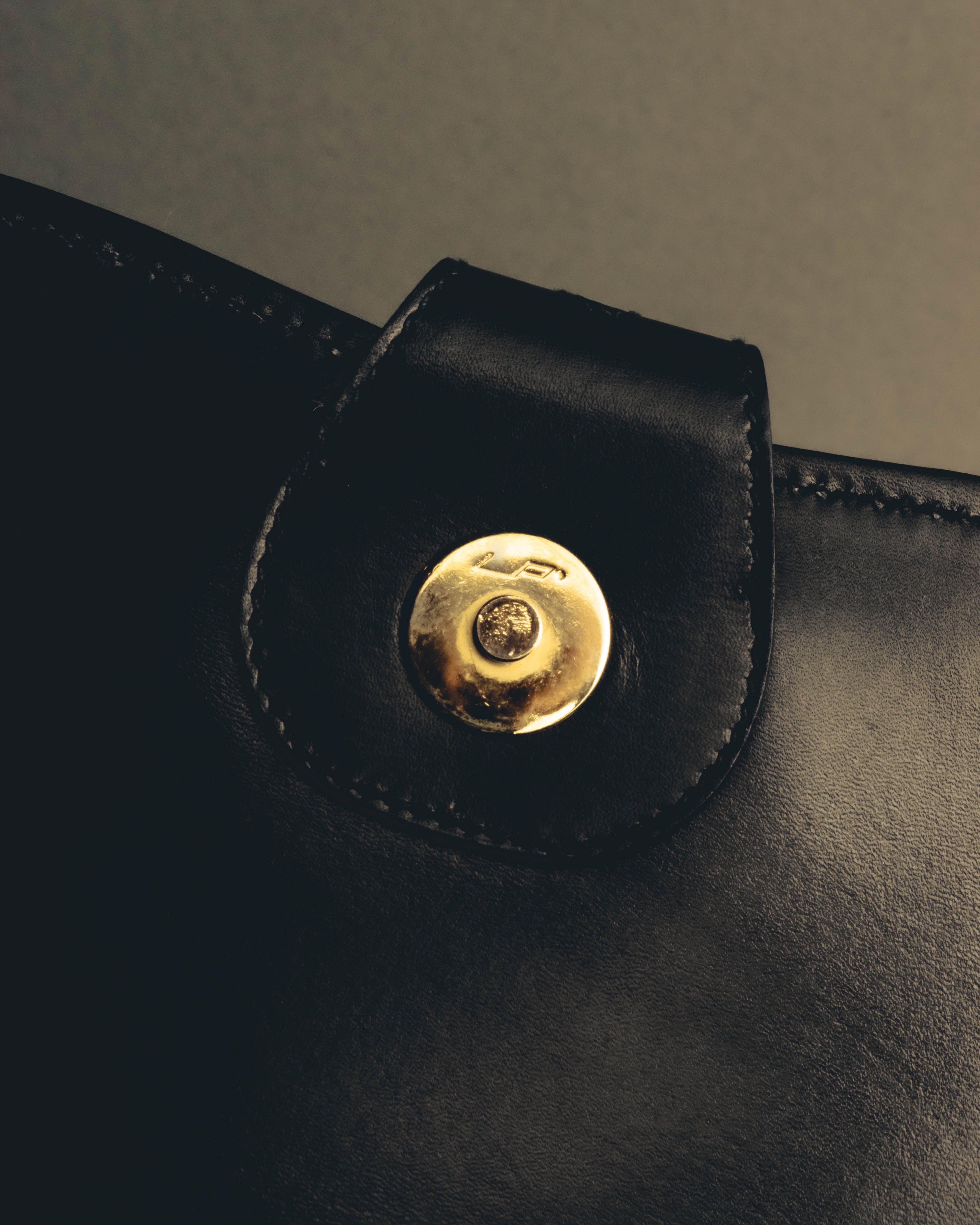 "GUCCI" 70's-80's Classic leather shoulder bag