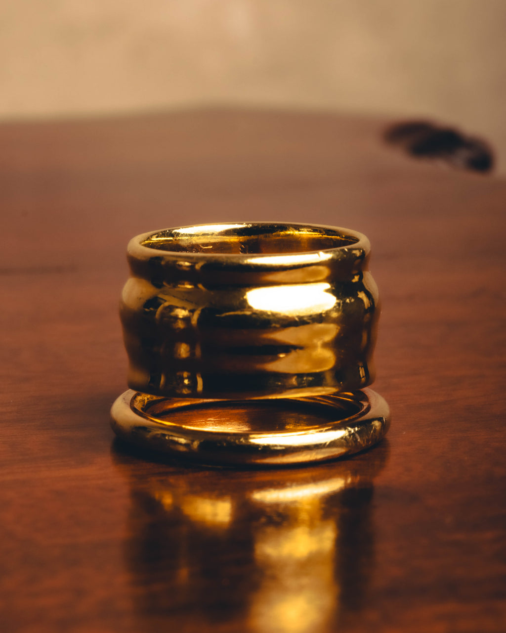 -SPECIAL- "LOEWE" 10's Sculptural gold tone ribbed ring