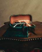 “GUCCI” 2010's Mother of pearl detail metal pilot eyewear