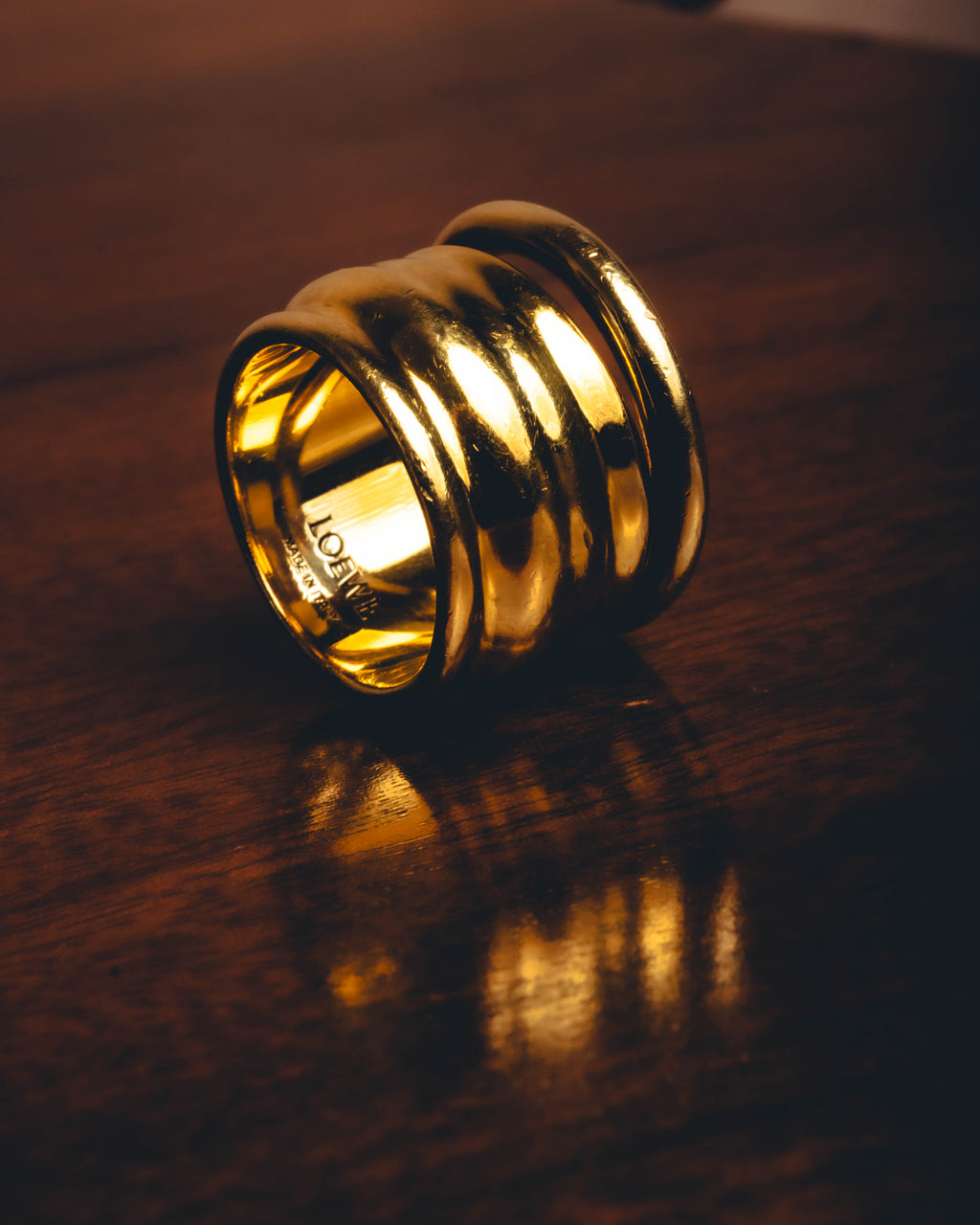 -SPECIAL- "LOEWE" 10's Sculptural gold tone ribbed ring