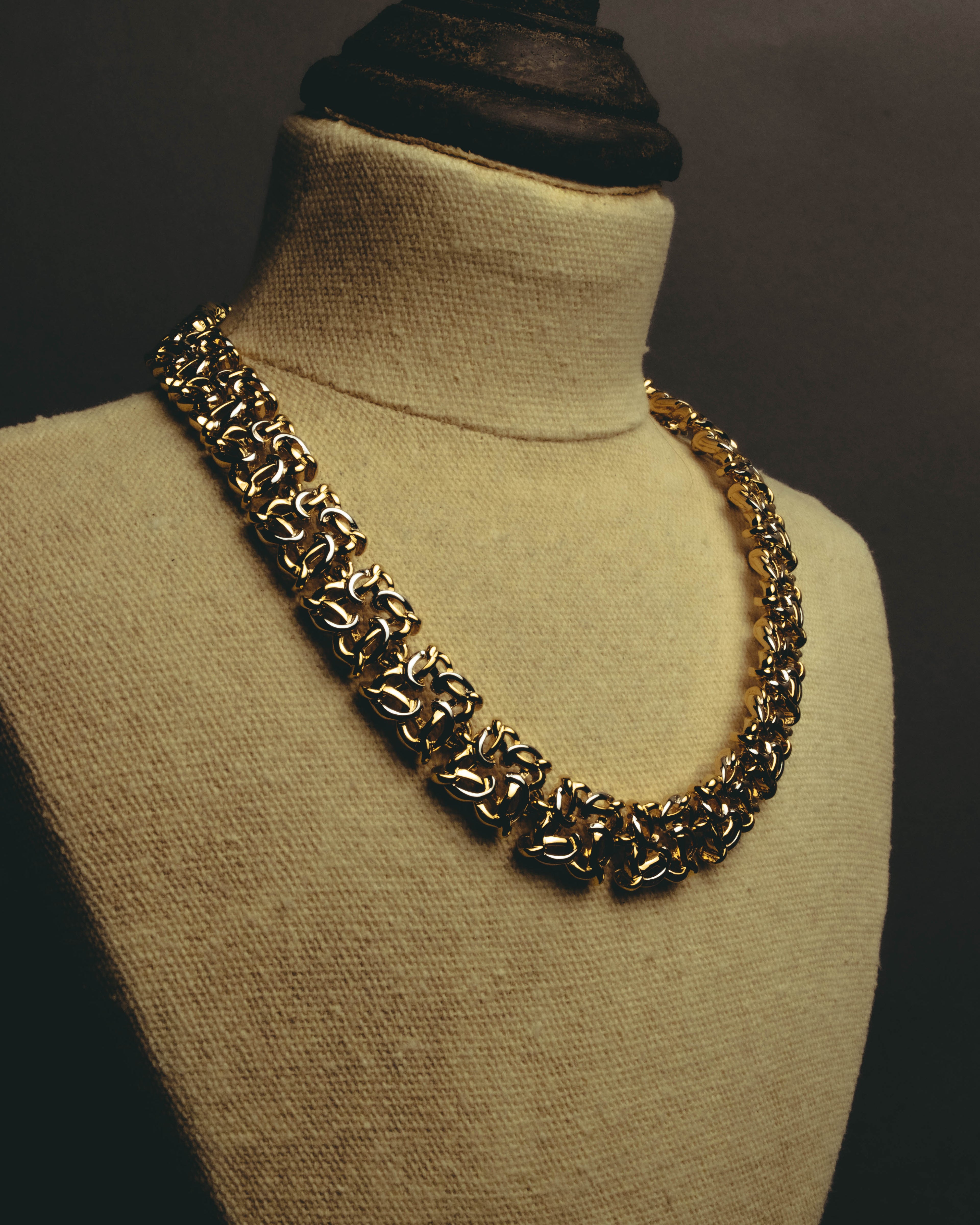 "NINA RICCI" 80's-00's Chunky two tone chain necklace