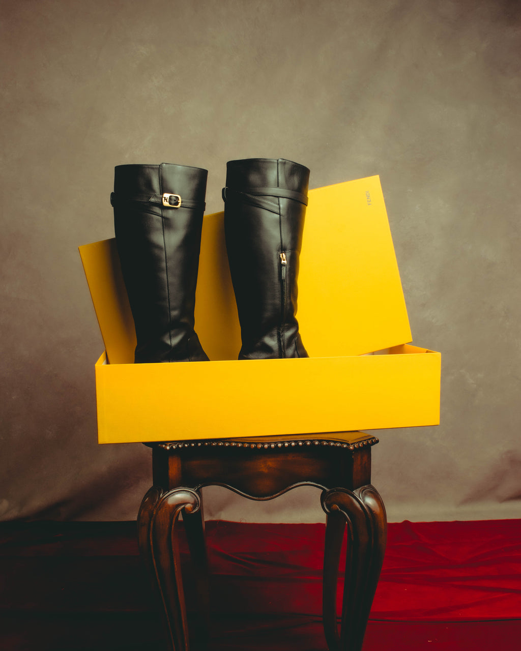 "FENDI" 00's B buckle knee-high leather boots