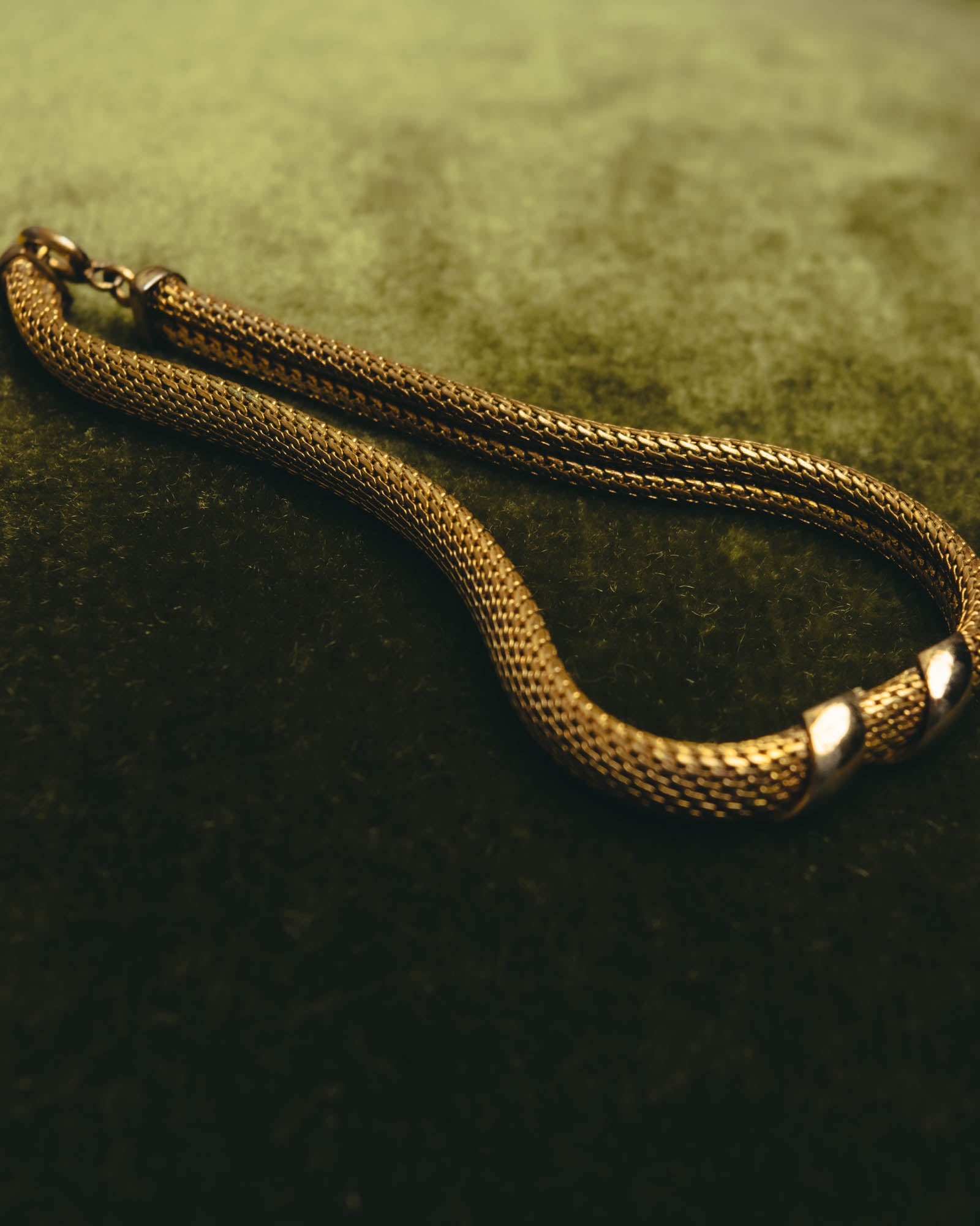 "Christian Dior" 70's Gold tone mesh chain necklace
