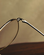 “GUCCI” 2010's Mother of pearl detail metal pilot eyewear