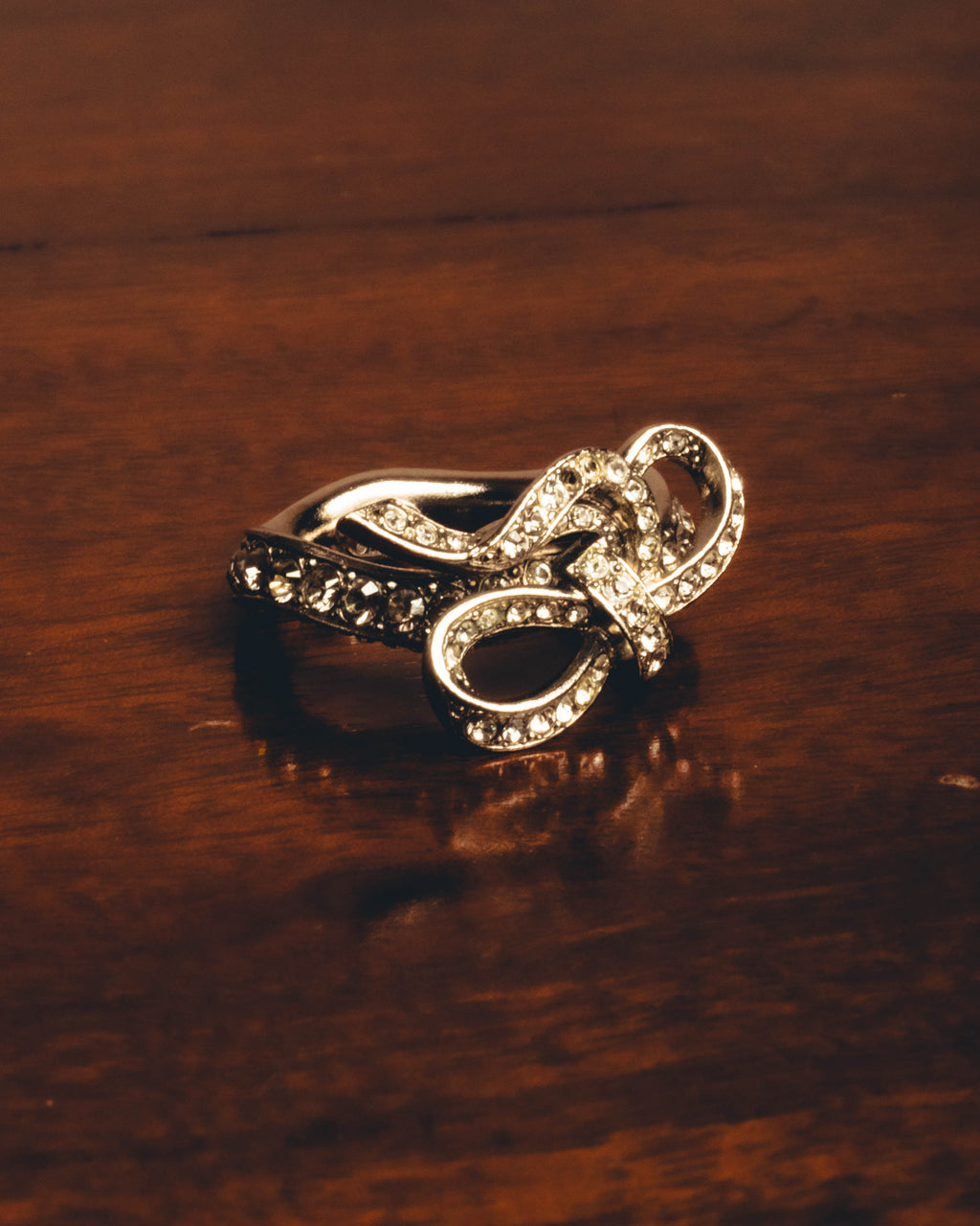 -SPECIAL- "CHANEL" 10AW Sparkling rhinestone bow ring