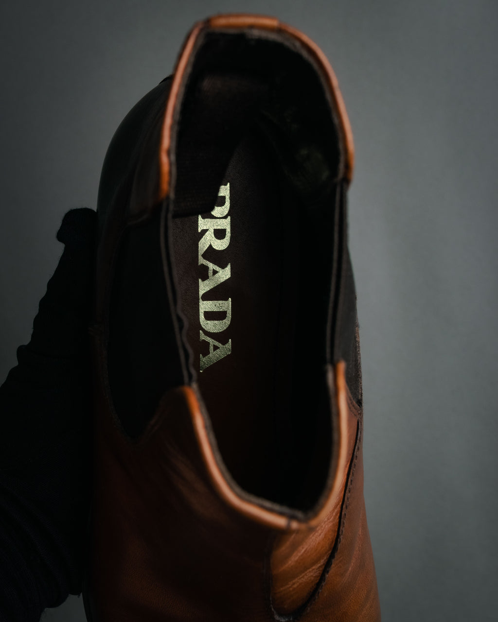 “PRADA” 2013 Burnished brogue chelsea boots
