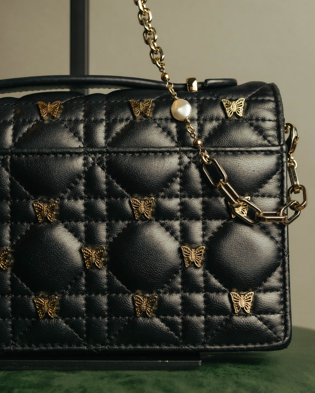-SPECIAL- “Christian Dior” 2016 onwards butterfly cannage chain shoulder bag