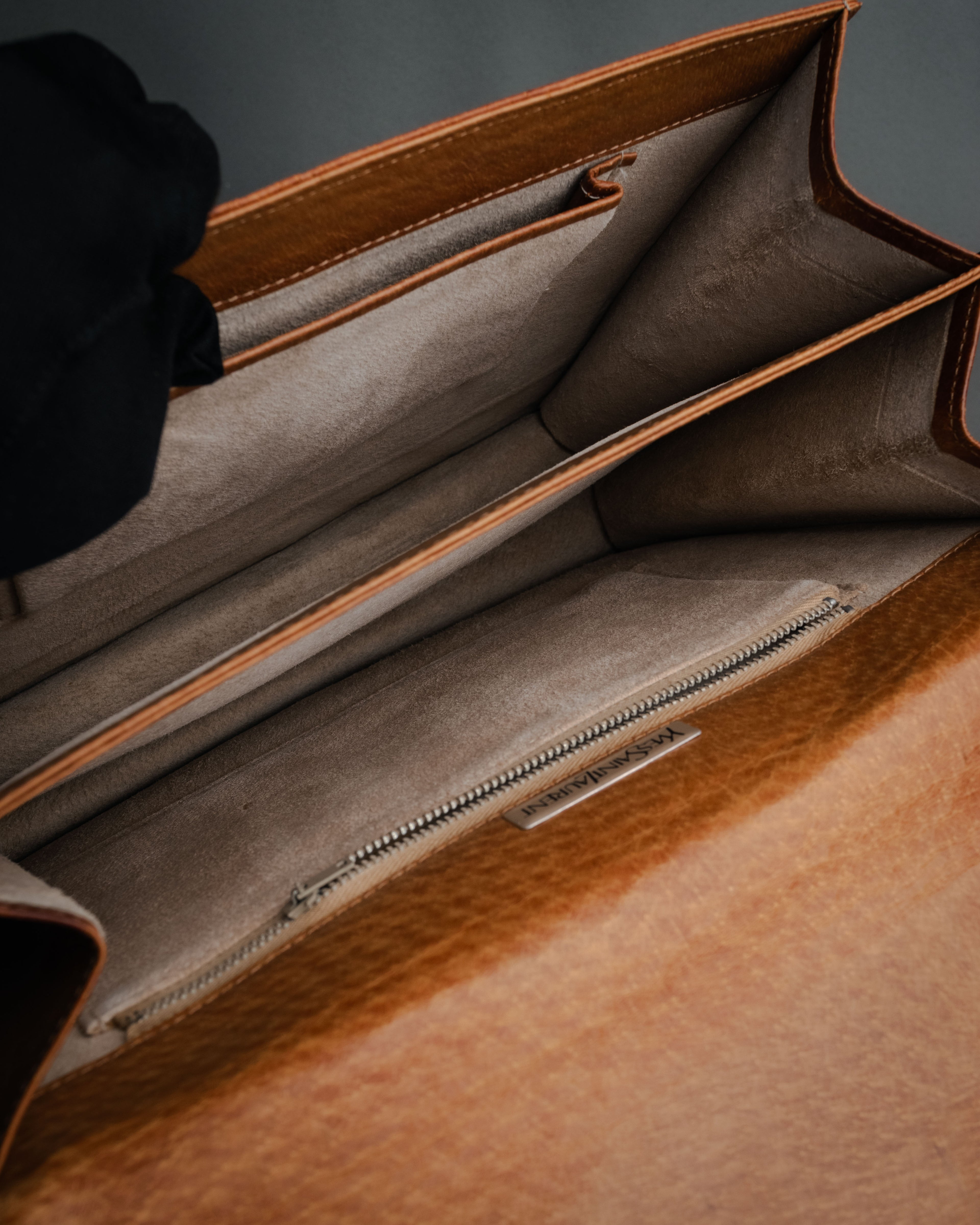 “Yves Saint Laurent” 90’s Quilted leather shoulder bag