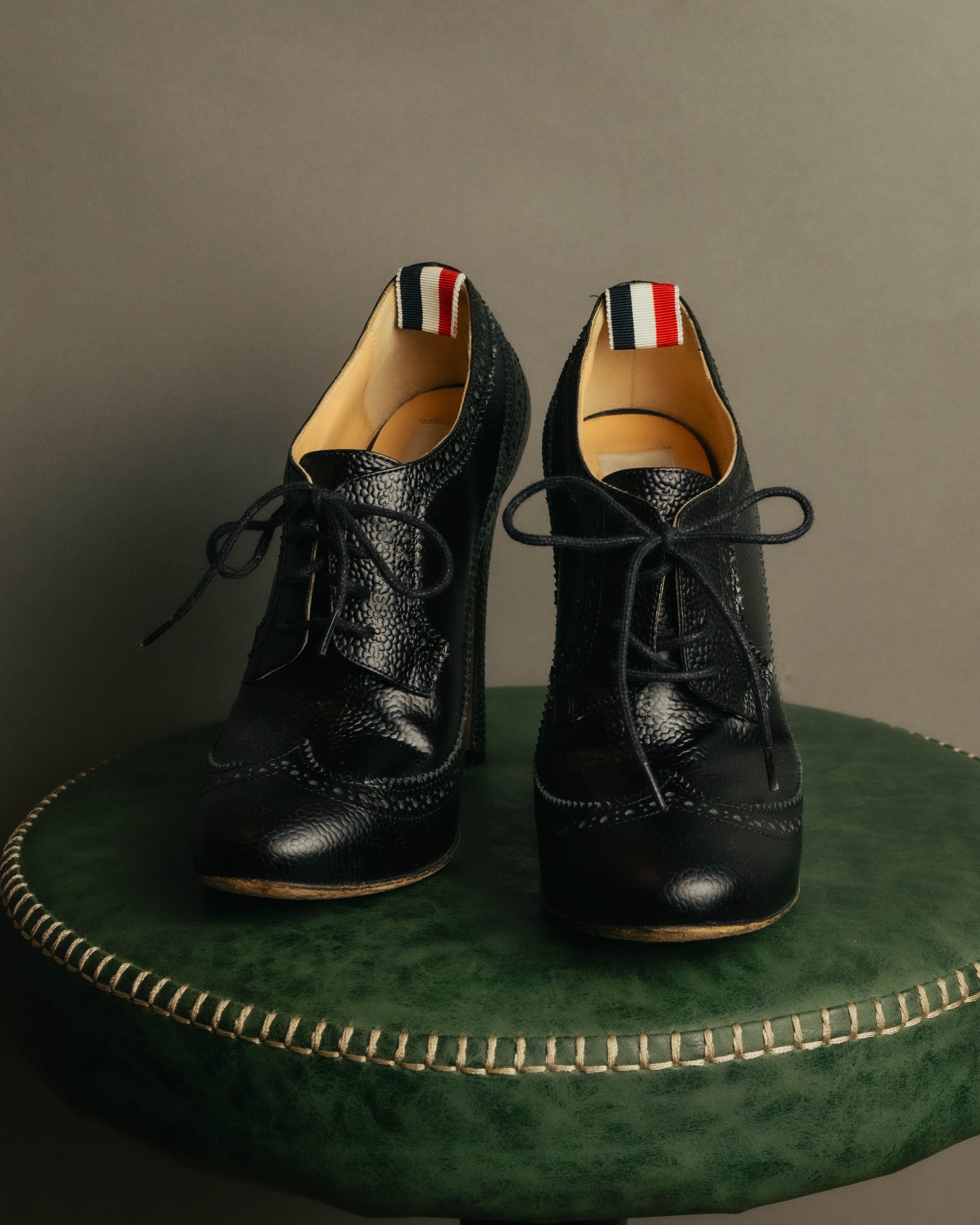 -SPECIAL- “Thom Browne” 2010’s- pebbled leather wingtip lace-up heels