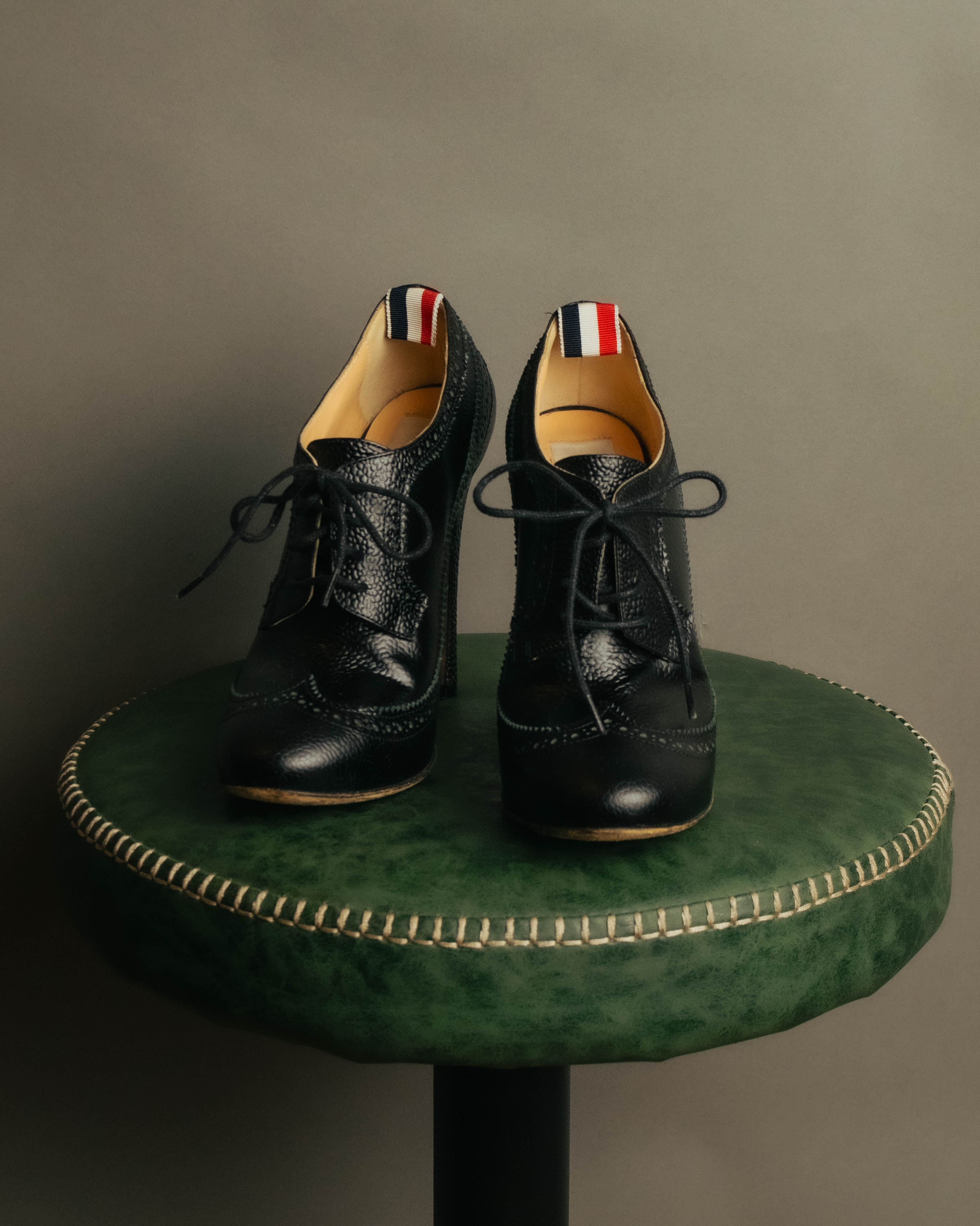 -SPECIAL- “Thom Browne” 2010’s- pebbled leather wingtip lace-up heels