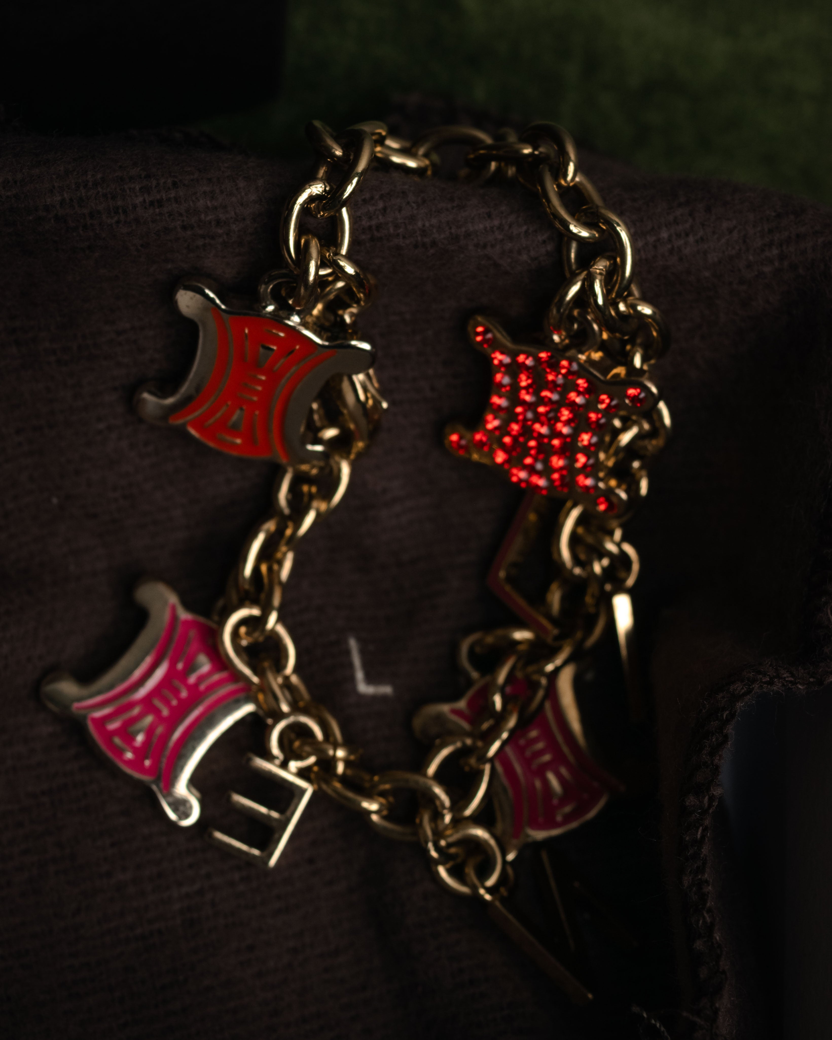 “CELINE” 00’s Charm logo chain bracelet