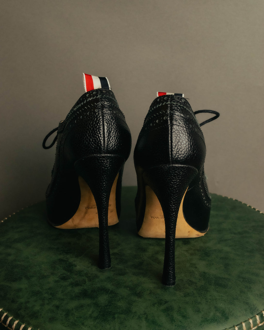 -SPECIAL- “Thom Browne” 2010’s- pebbled leather wingtip lace-up heels