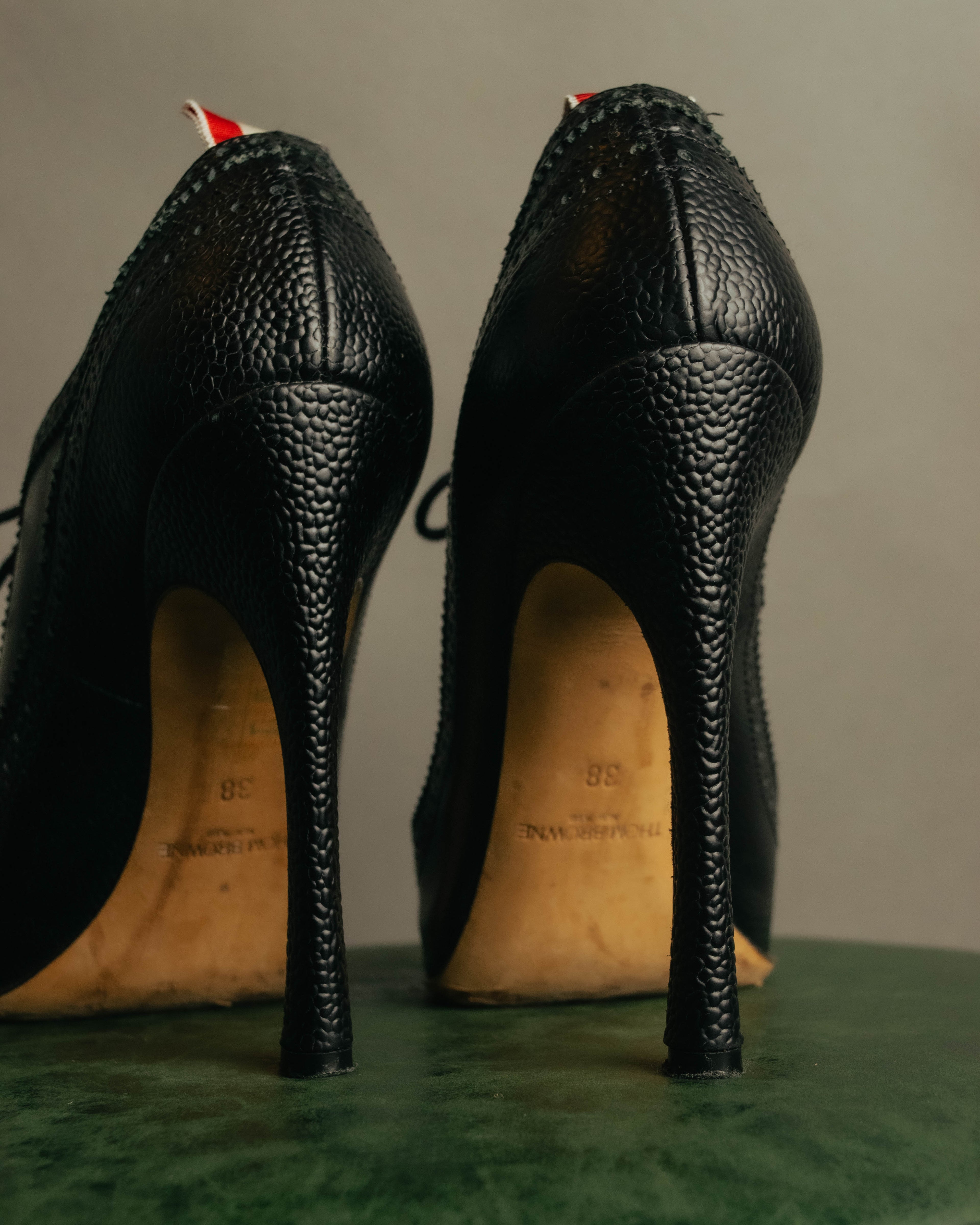 -SPECIAL- “Thom Browne” 2010’s- pebbled leather wingtip lace-up heels
