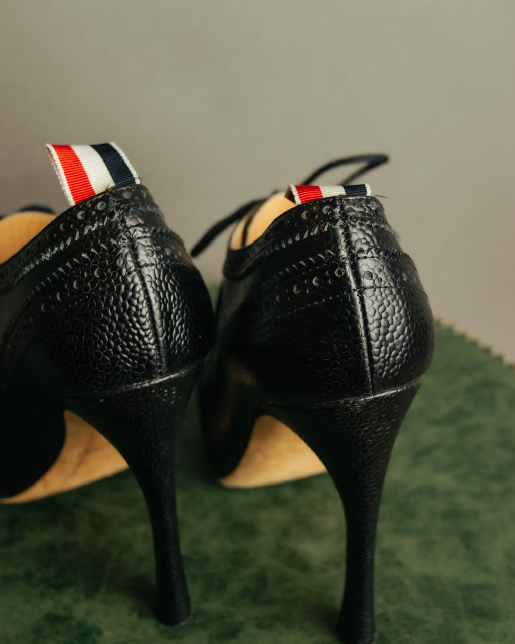 -SPECIAL- “Thom Browne” 2010’s- pebbled leather wingtip lace-up heels