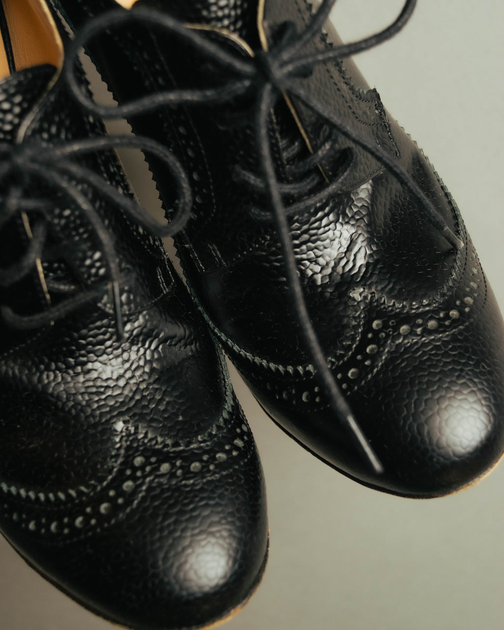 -SPECIAL- “Thom Browne” 2010’s- pebbled leather wingtip lace-up heels