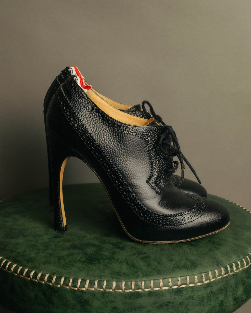 -SPECIAL- “Thom Browne” 2010’s- pebbled leather wingtip lace-up heels