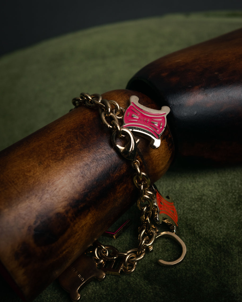 “CELINE” 00’s Charm logo chain bracelet