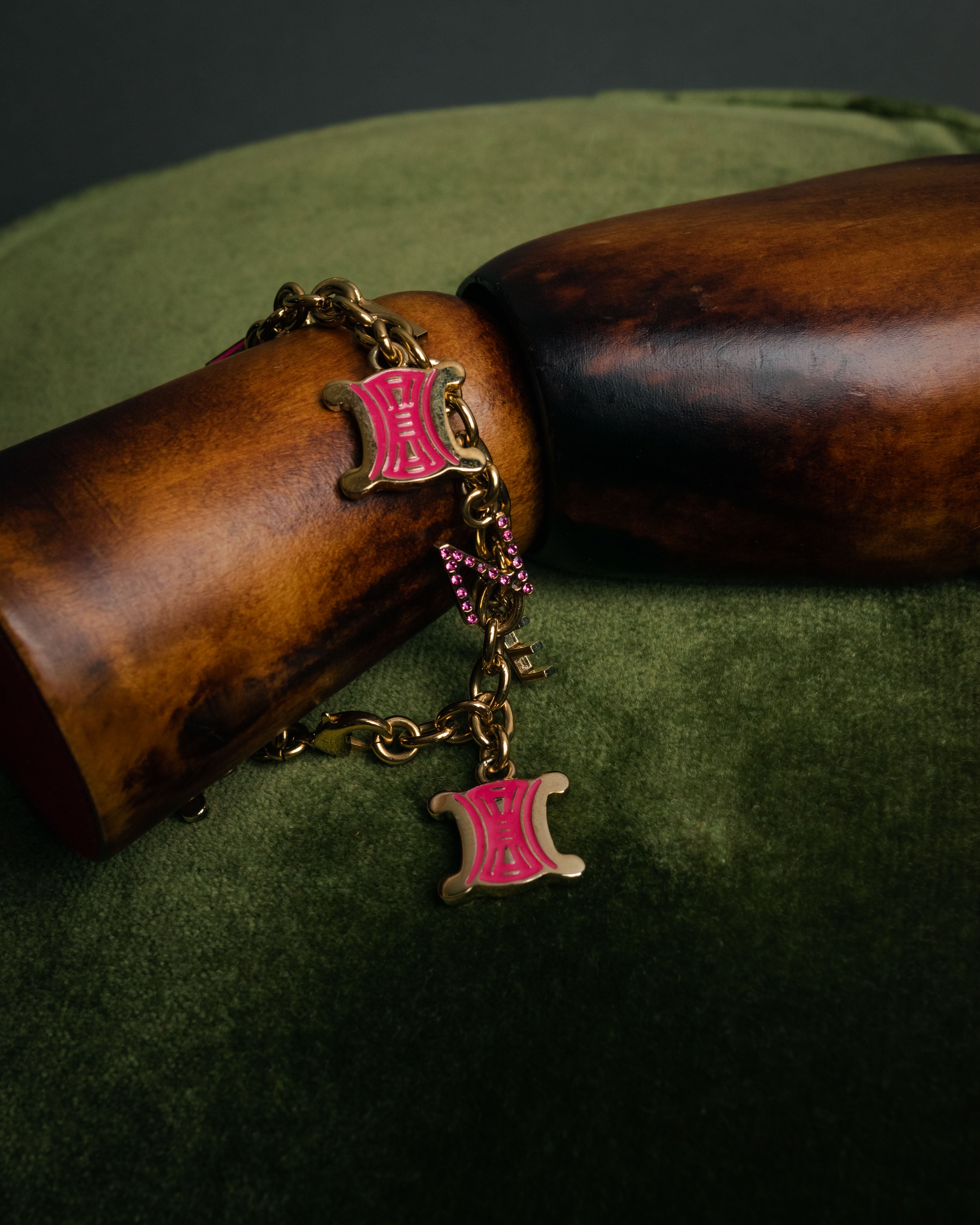 “CELINE” 00’s Charm logo chain bracelet