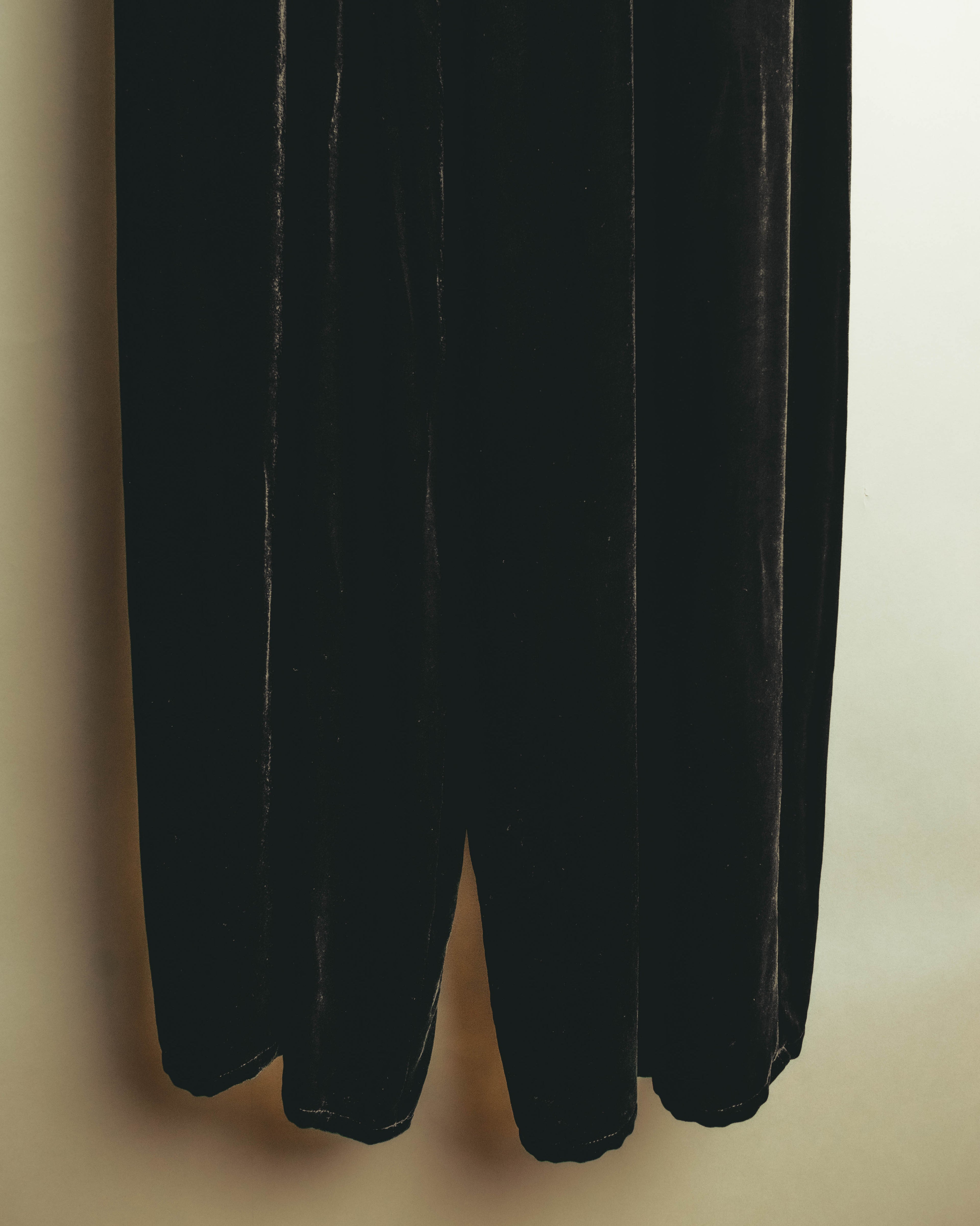 –SPECIAL– "SAINT LAURENT" 2023's Pleated velvet extreme flare pants