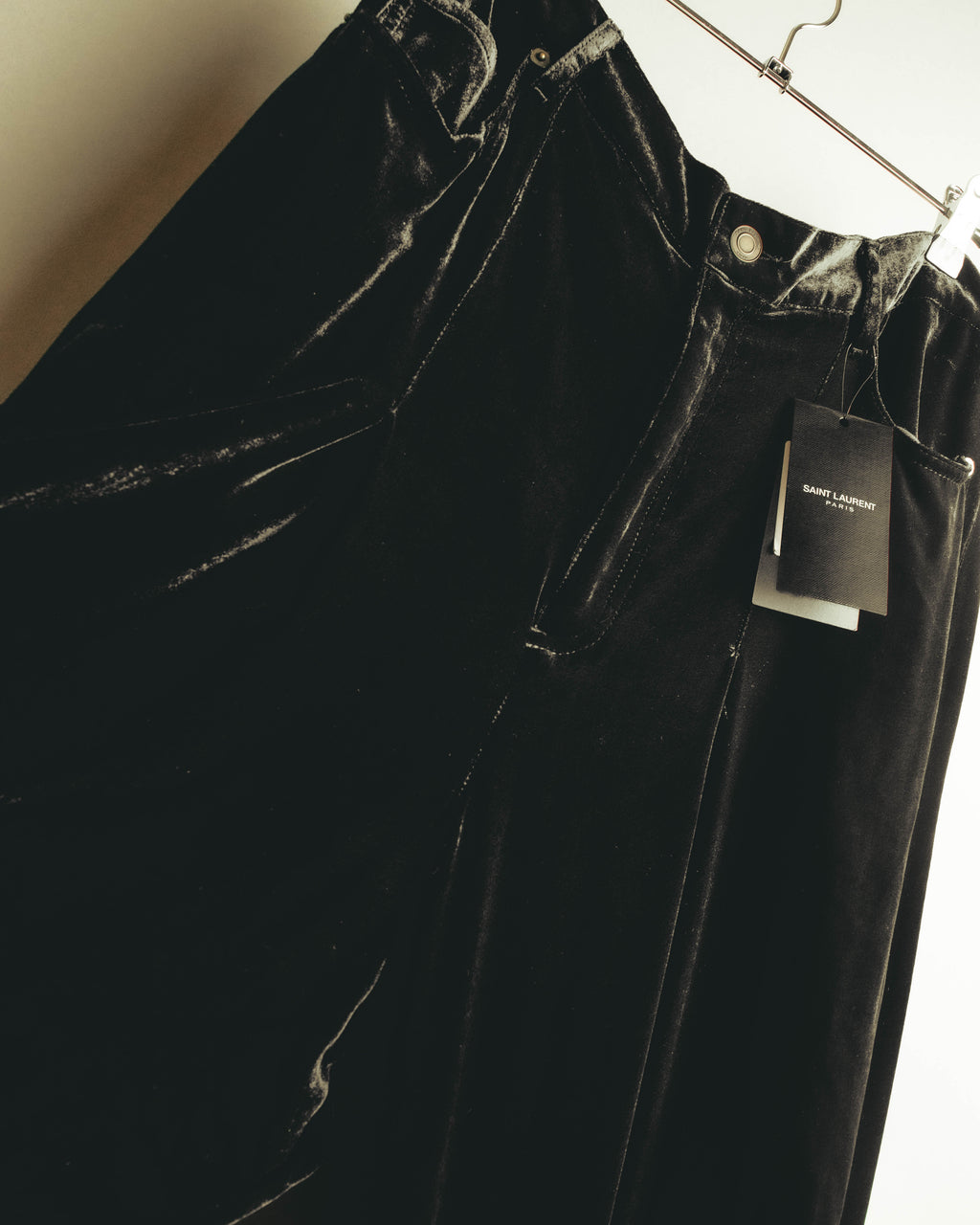 –SPECIAL– "SAINT LAURENT" 2023's Pleated velvet extreme flare pants