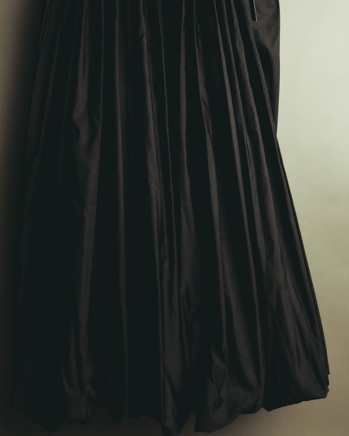 –SPECIAL– GIANFRANCO FERRE 00's Dramatic pleated maxi skirt