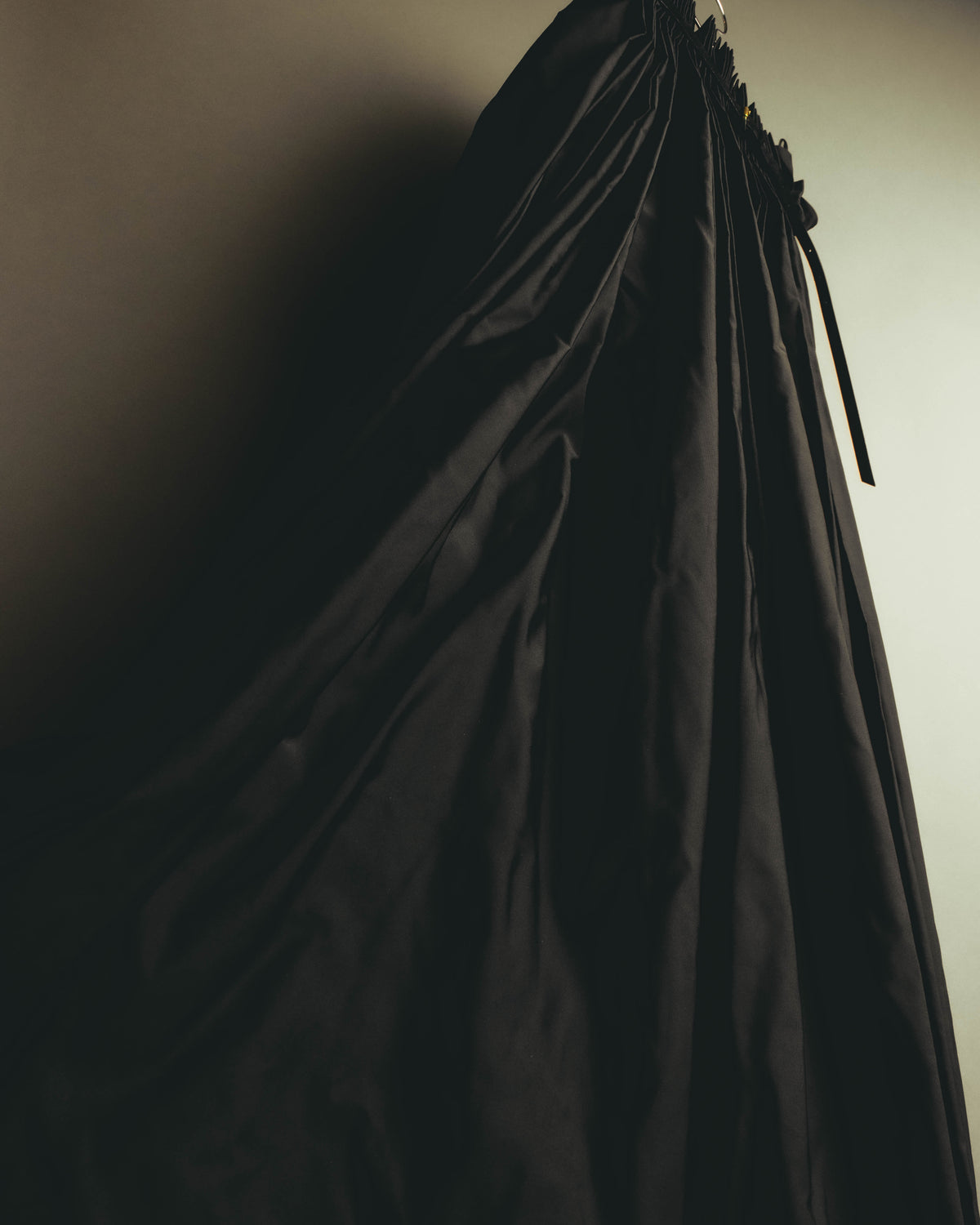 –SPECIAL– GIANFRANCO FERRE 00's Dramatic pleated maxi skirt