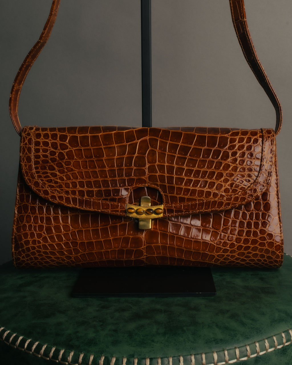 -SPECIAL- “GUCCI” 70’s Crocodile tiger eye clasp shoulder bag