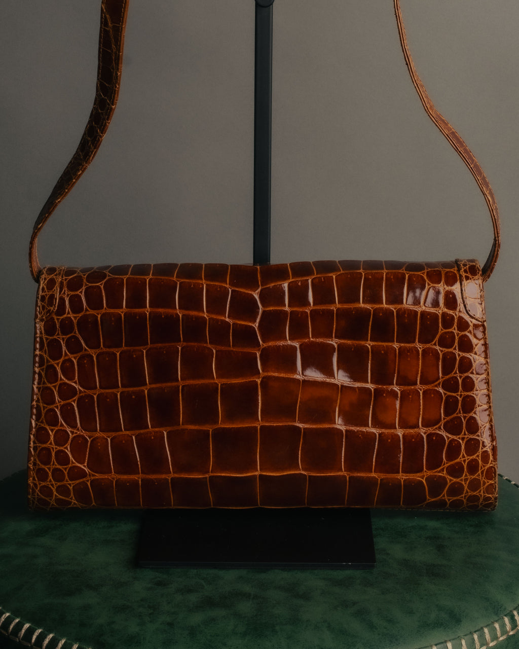 -SPECIAL- “GUCCI” 70’s Crocodile tiger eye clasp shoulder bag