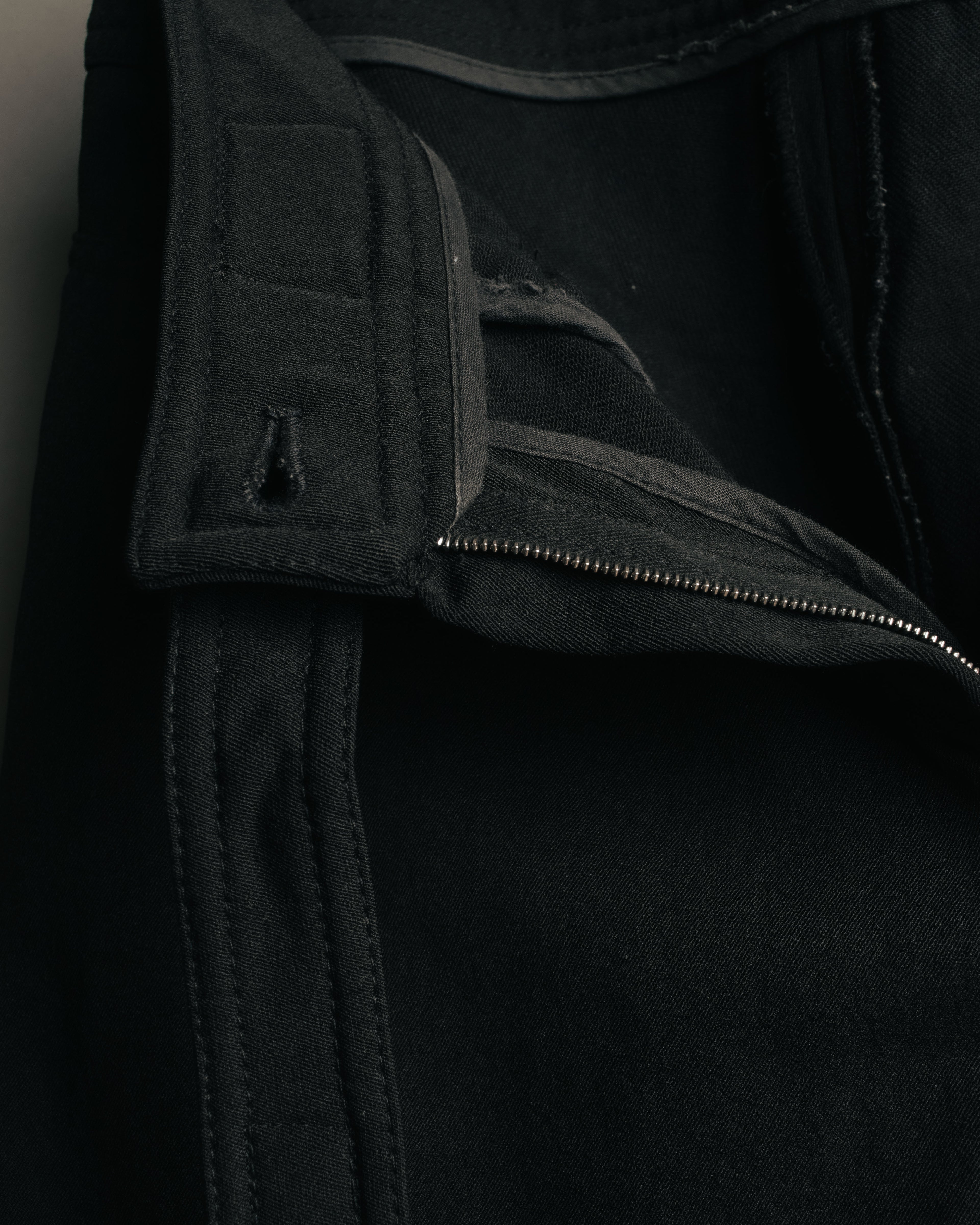 “GUCCI” 90’s-00’s Velcro waist straight pants