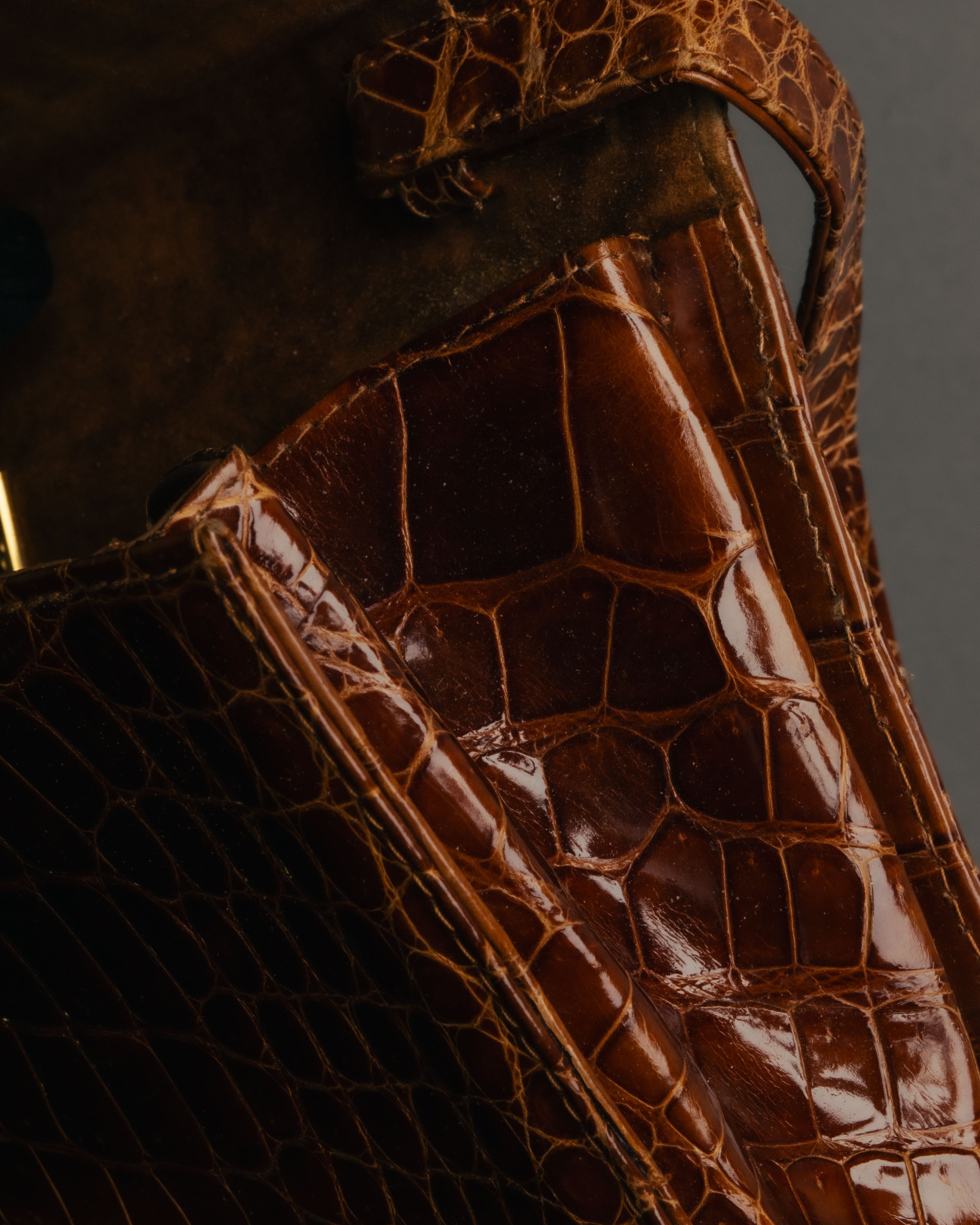 -SPECIAL- “GUCCI” 70’s Crocodile tiger eye clasp shoulder bag