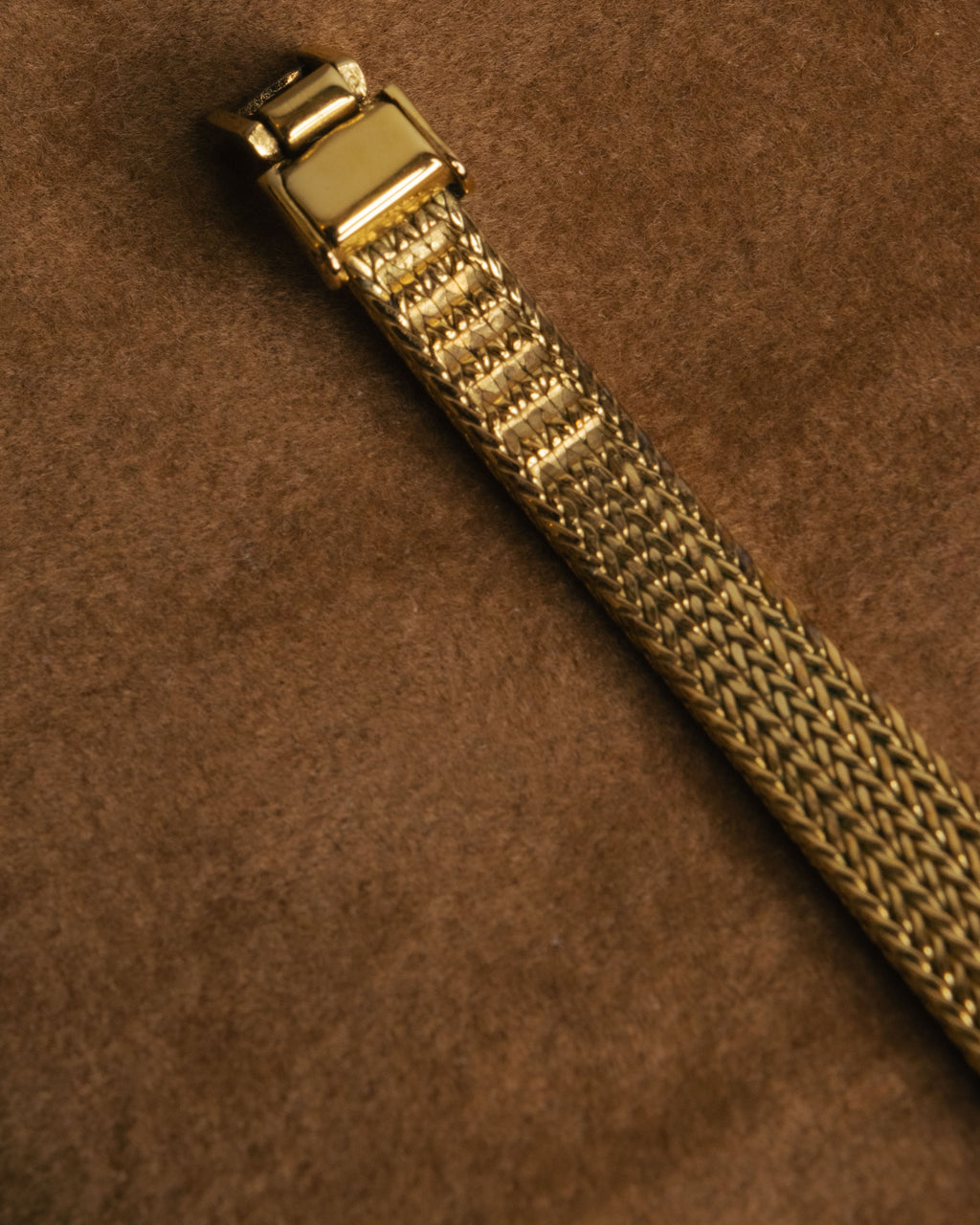-SPECIAL- “Christian Bernard” 80’s-90’s Oval mesh bracelet watch