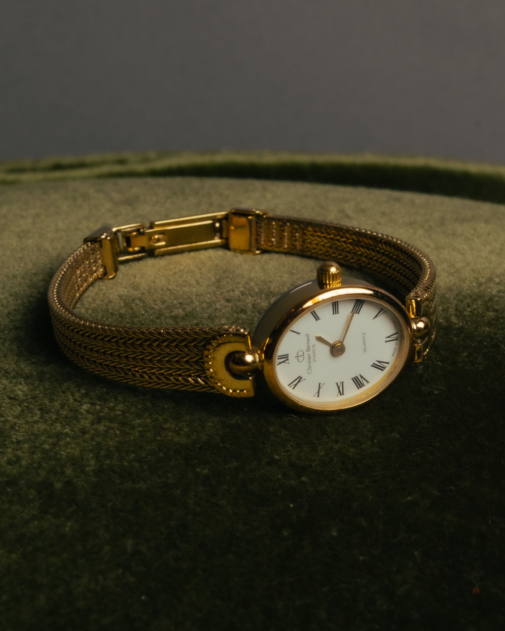 -SPECIAL- “Christian Bernard” 80’s-90’s Oval mesh bracelet watch