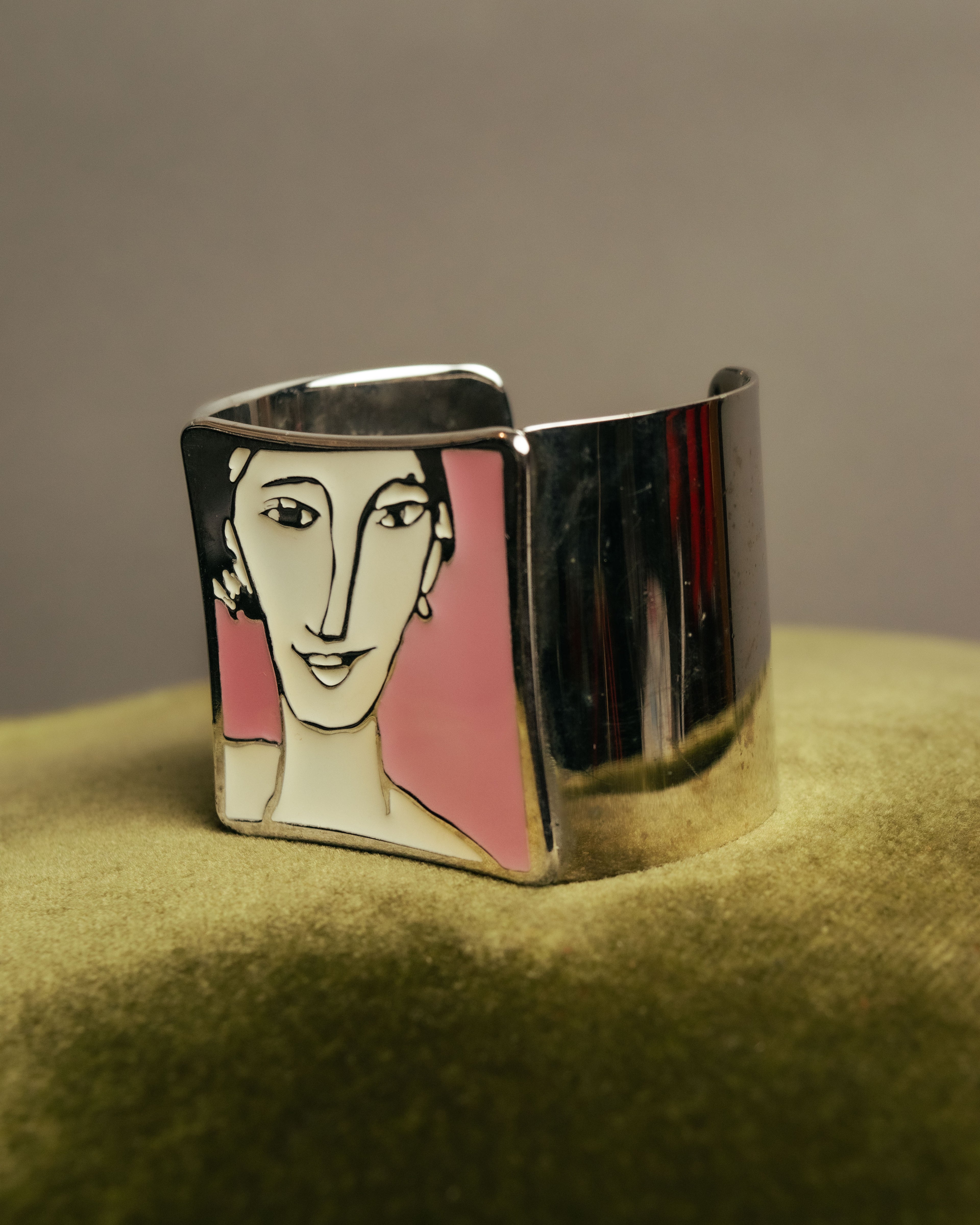 -SPECIAL- “LOEWE” 2017-2018 Faces enamel cuff bangle