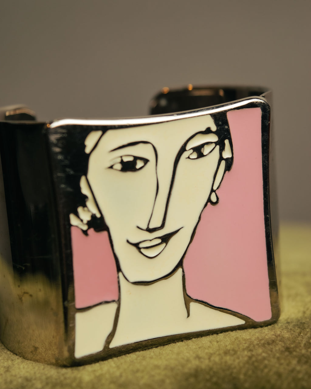 -SPECIAL- “LOEWE” 2017-2018 Faces enamel cuff bangle
