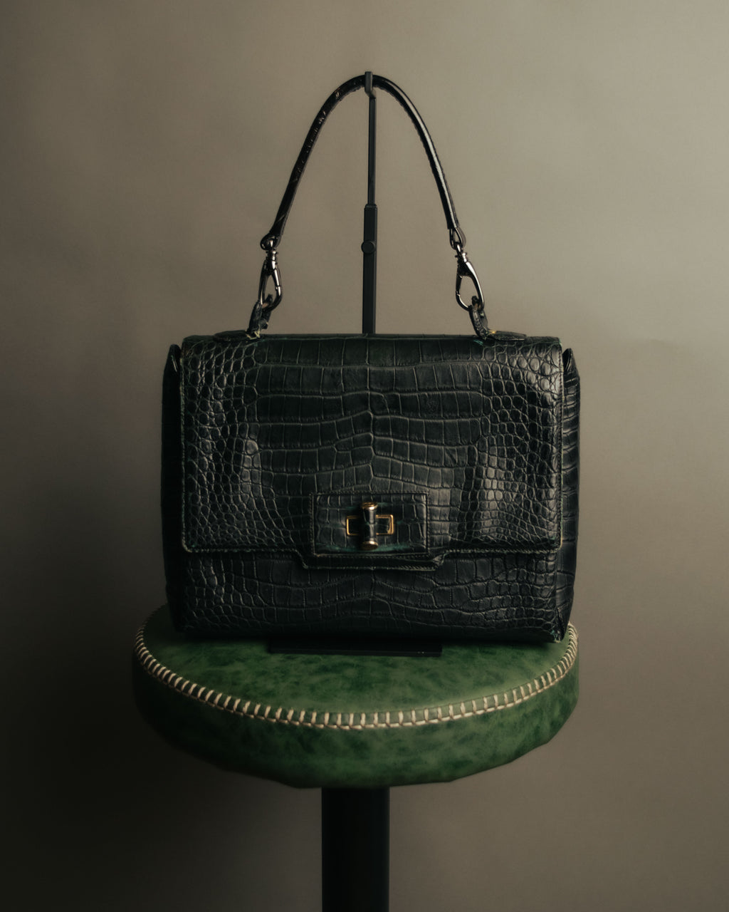 -SPECIAL- “GUCCI“ 70’s Crocodile turn lock handbag