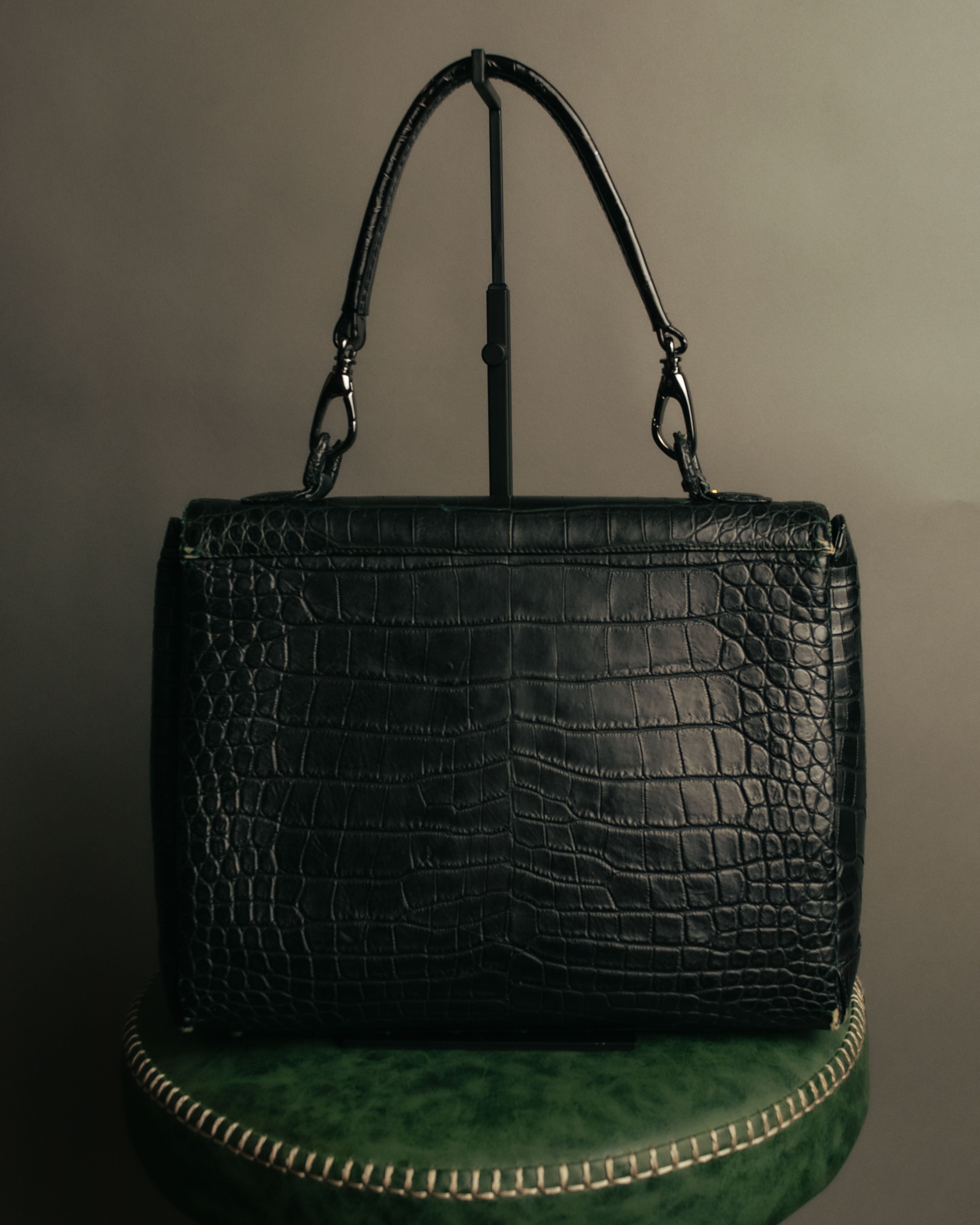 -SPECIAL- “GUCCI“ 70’s Crocodile turn lock handbag