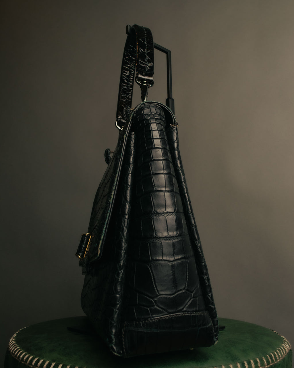 -SPECIAL- “GUCCI“ 70’s Crocodile turn lock handbag