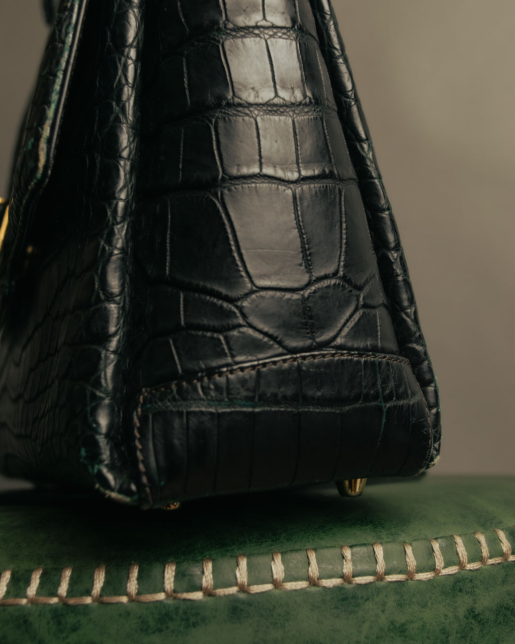 -SPECIAL- “GUCCI“ 70’s Crocodile turn lock handbag