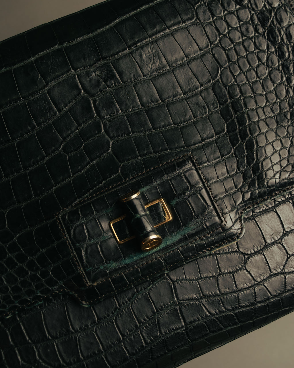 -SPECIAL- “GUCCI“ 70’s Crocodile turn lock handbag