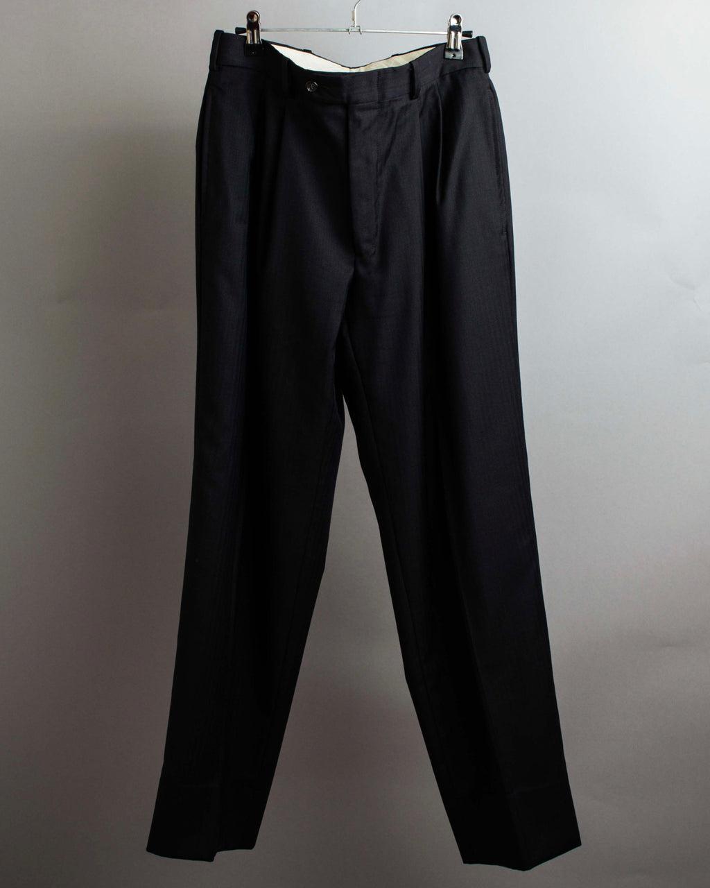 "YVES SAINT LAURENT" Classical tailoring shadow stripe pattern set up