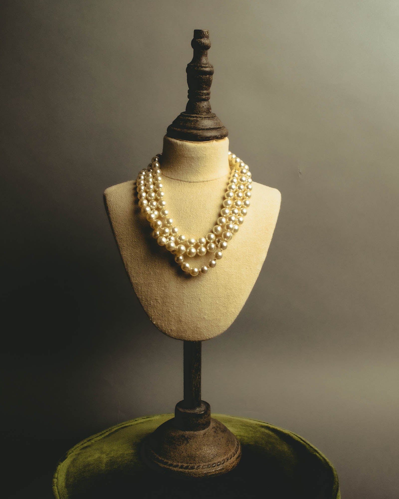 "Salvatore Ferragamo" 80's-90's Gancini three-strand pearl-style necklace
