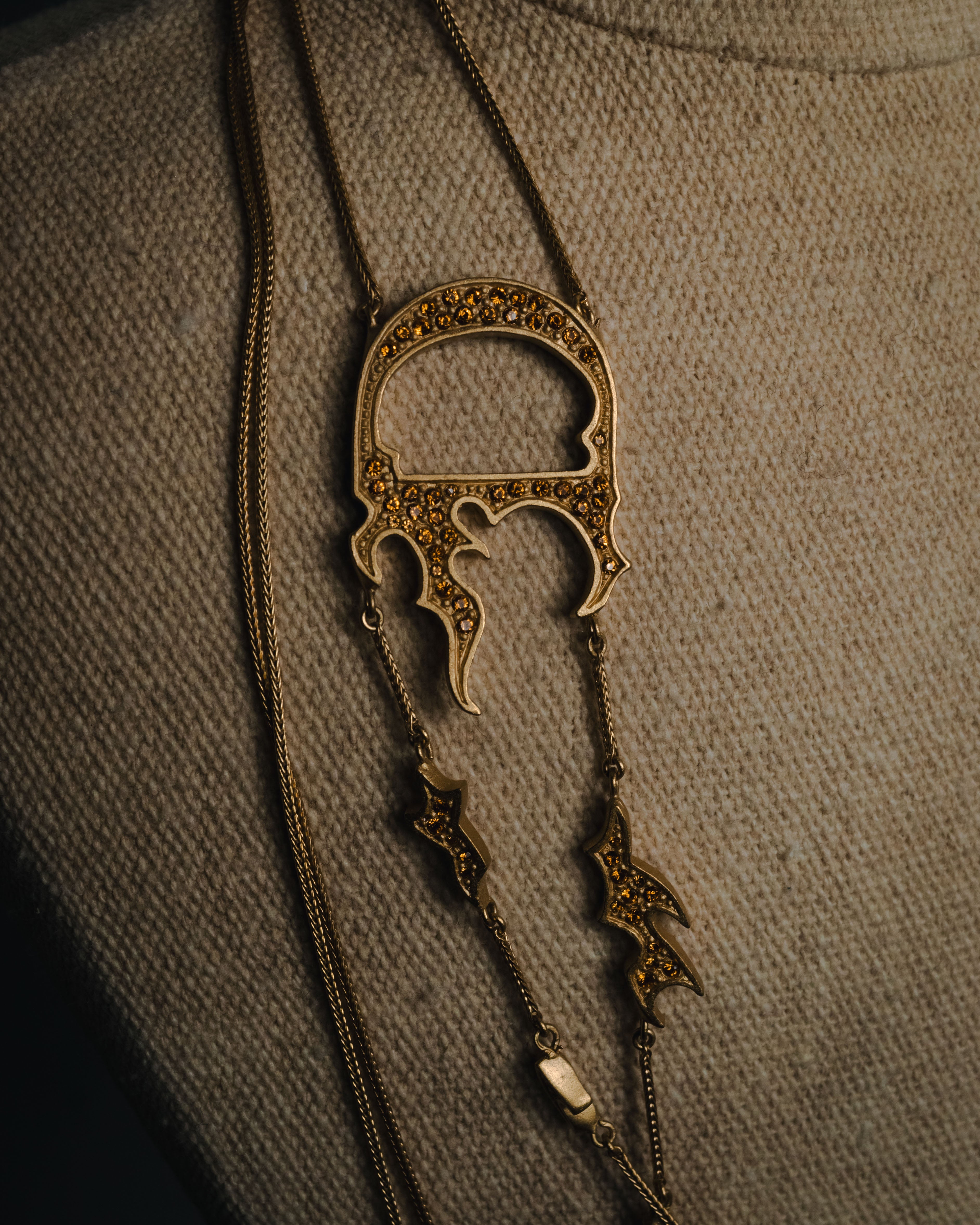 –SPECIAL– "Christian Dior" 2001-05’s Flaming D long station necklace