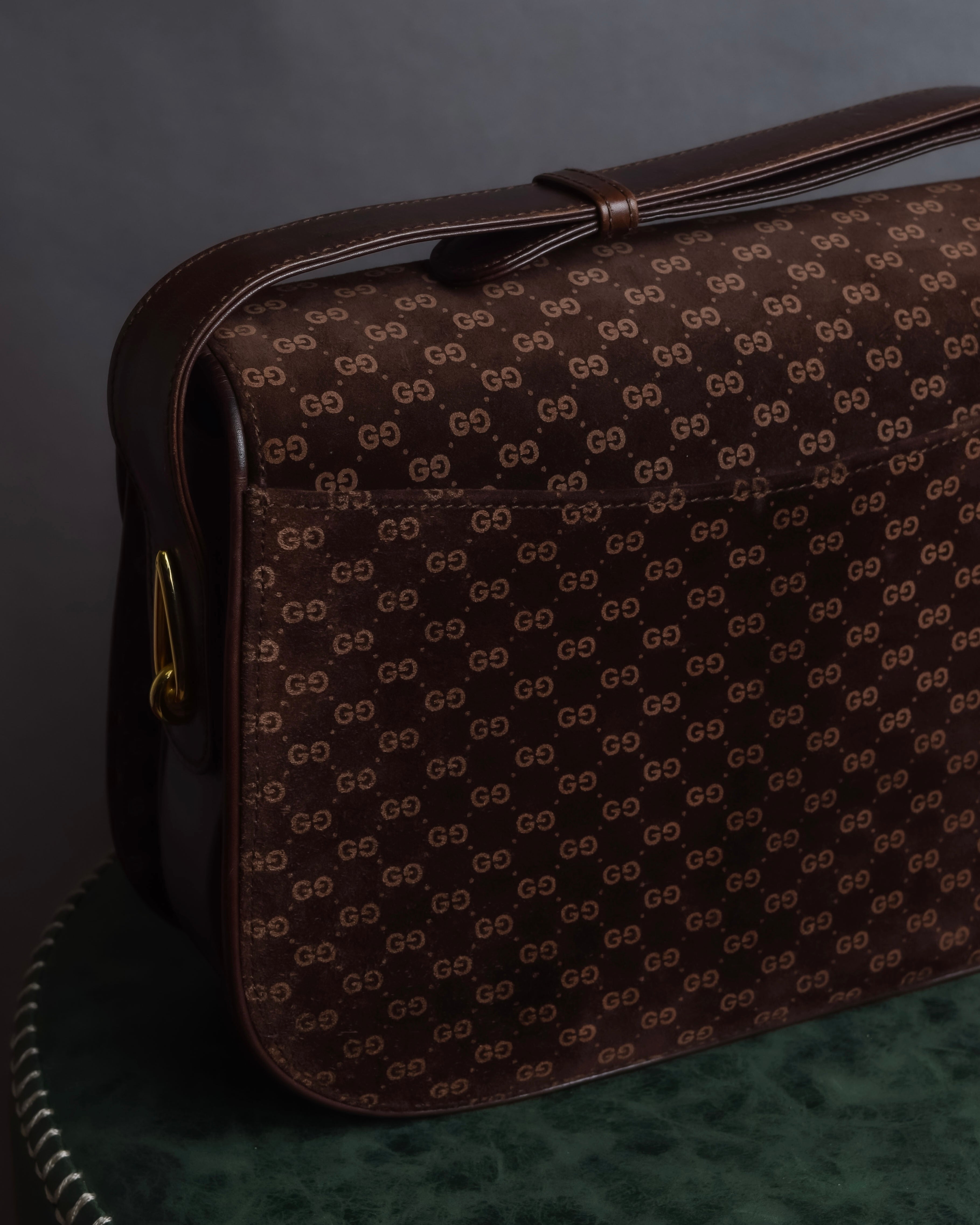 "GUCCI" 70's Embossed suede flap shoulder bag