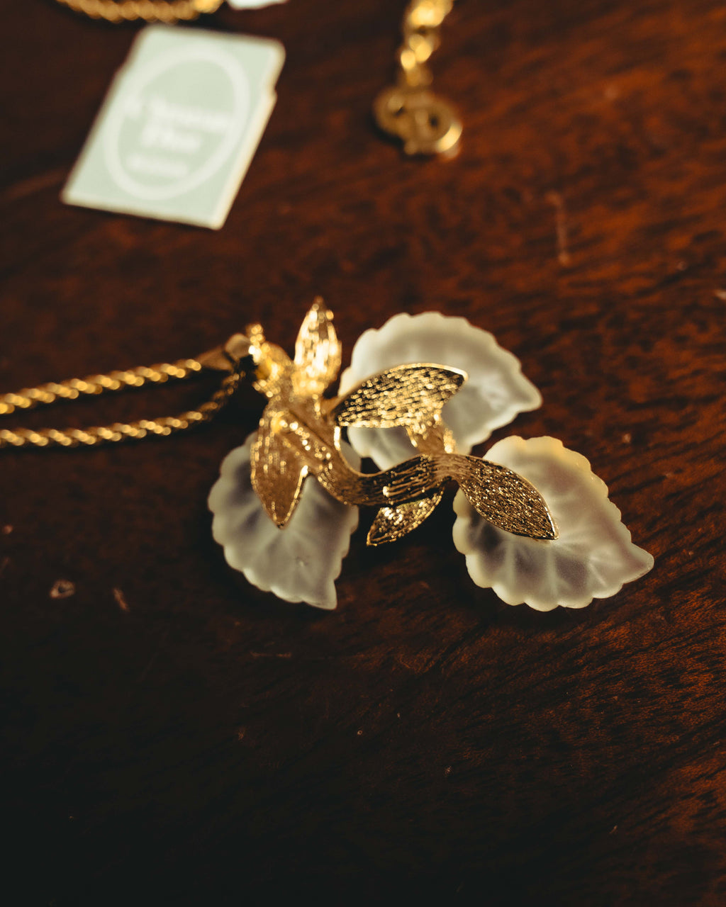 "Christian Dior" 70's-80's Sculptural leaf pendant necklace
